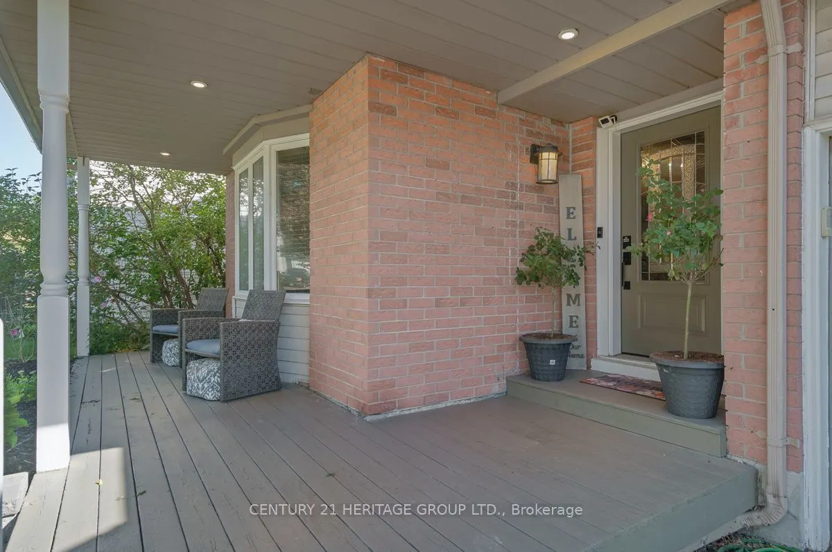 1919 Applewood Avenue