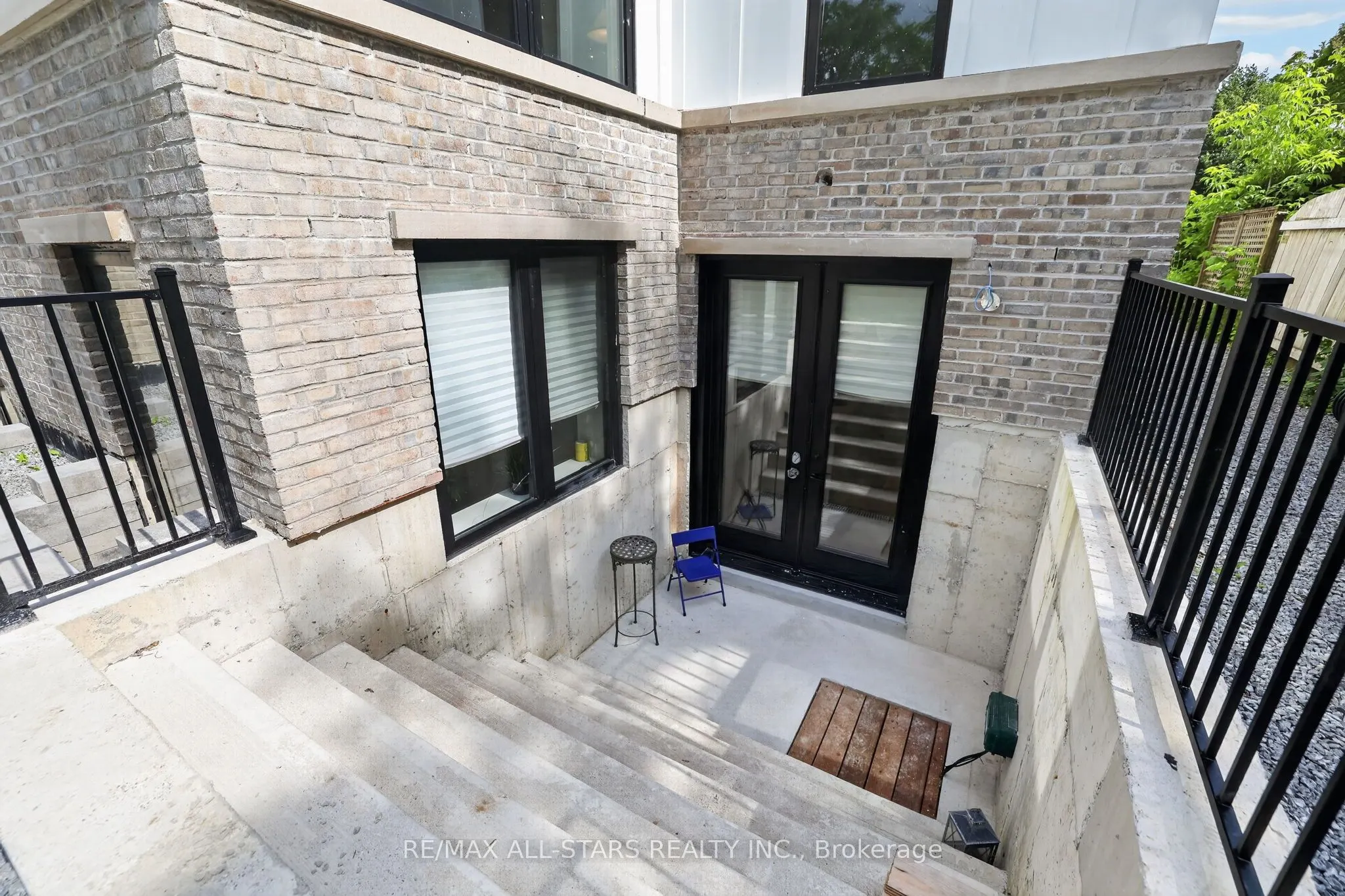 351 South Street