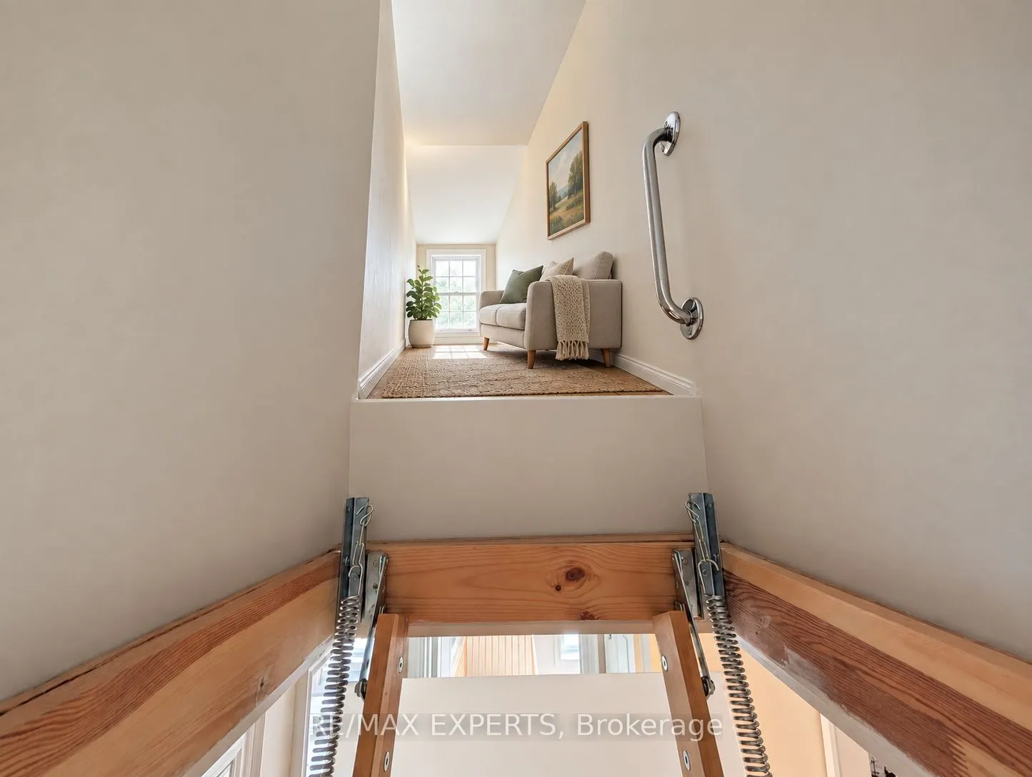 10060 Keele Street #7