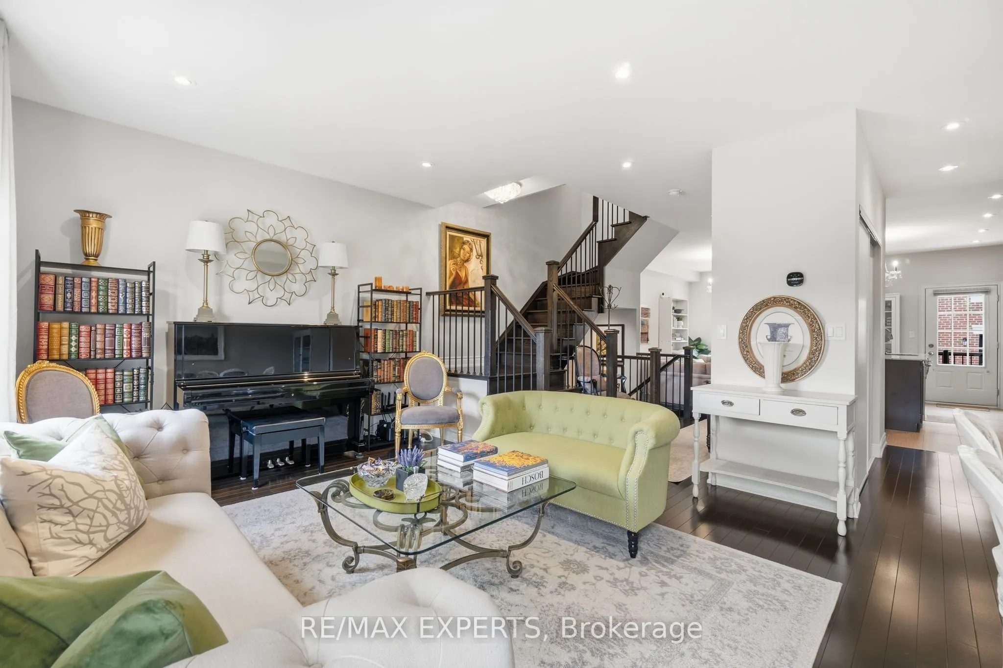 10060 Keele Street #7