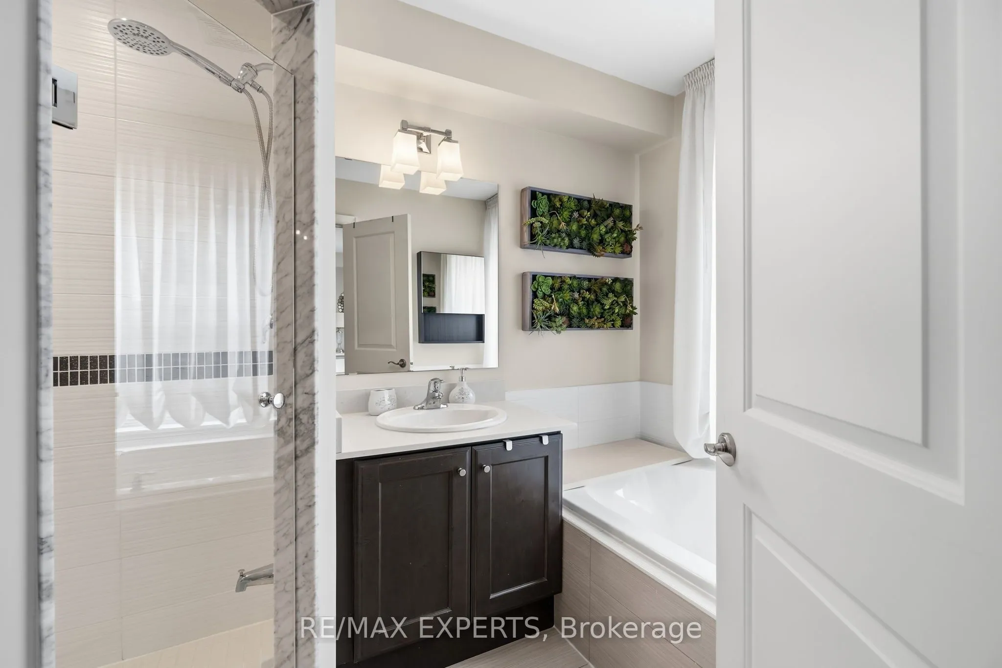 10060 Keele Street #7