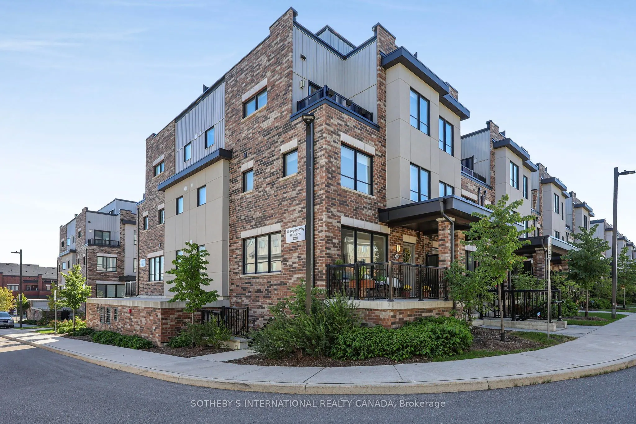 40 Baynes Way #9