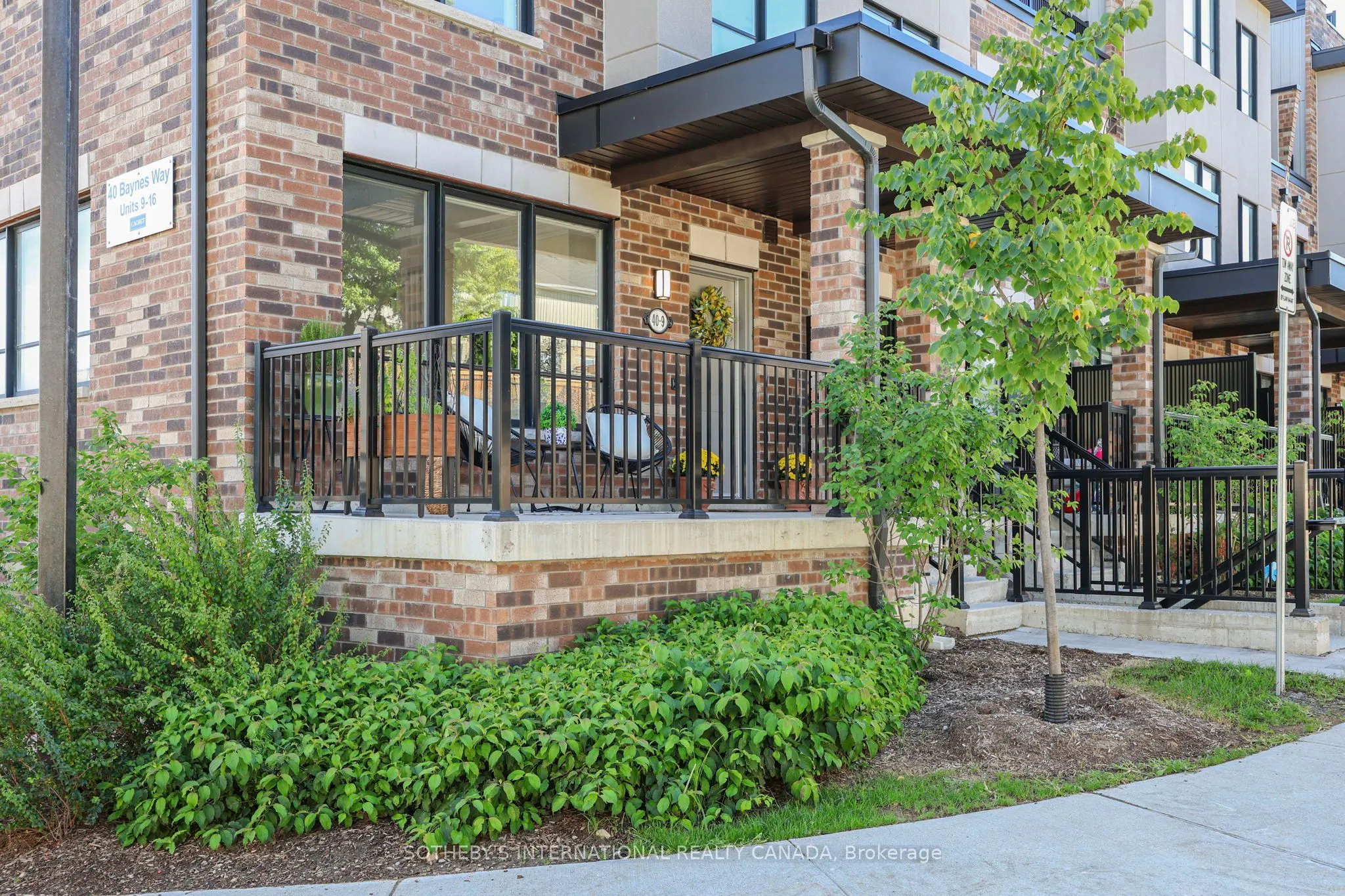 40 Baynes Way #9