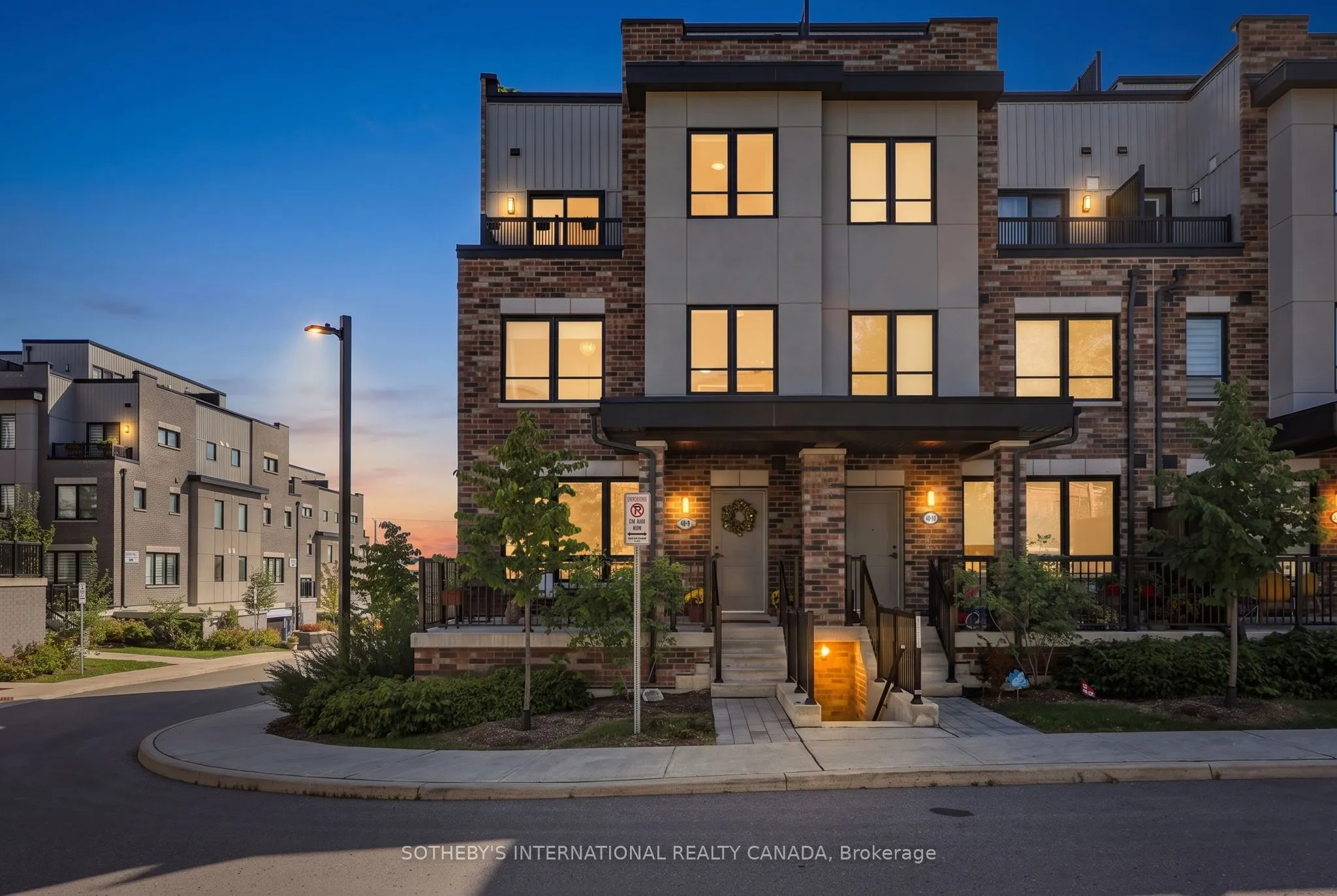 40 Baynes Way #9