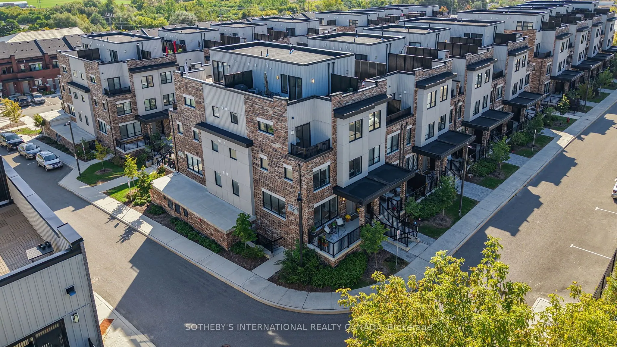 40 Baynes Way #9