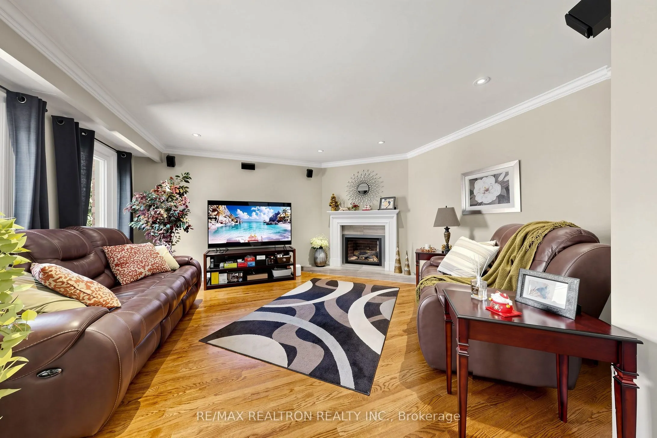 84 Ferndell Circle