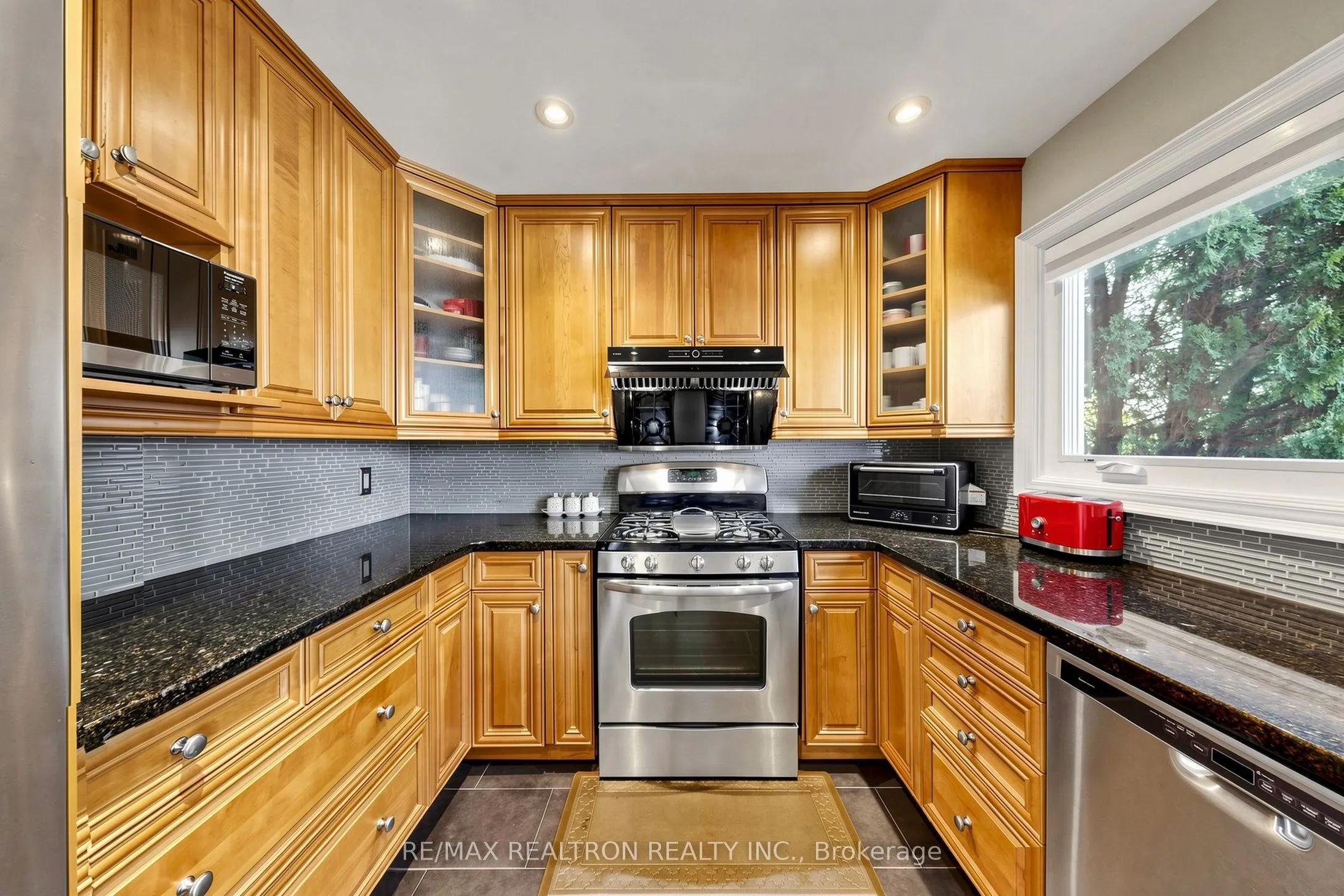 84 Ferndell Circle