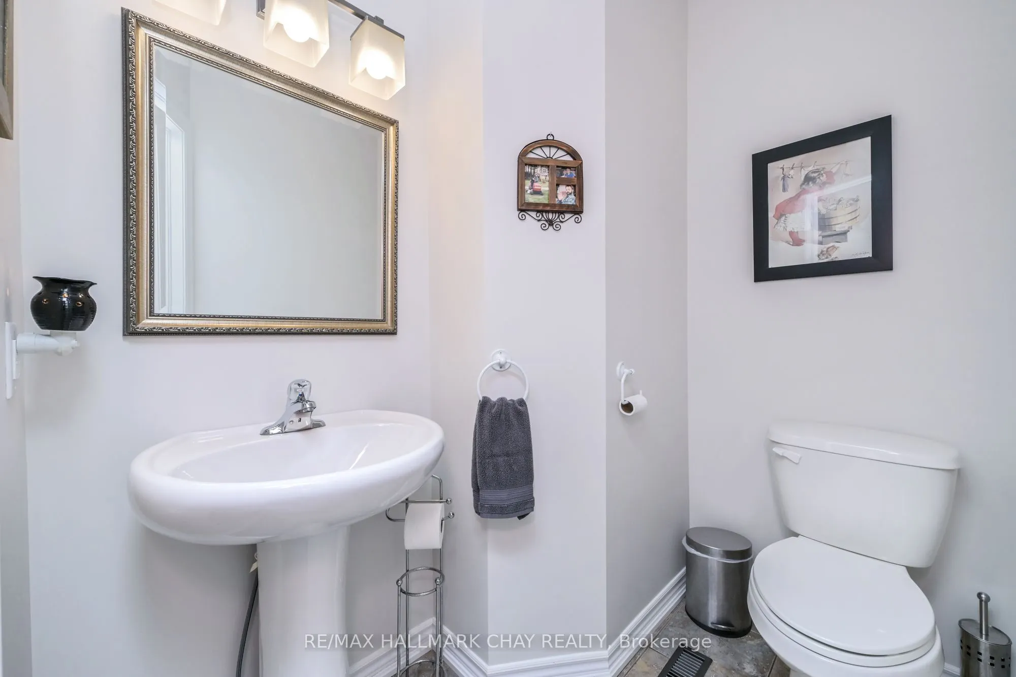 25 Kingsmere Crescent