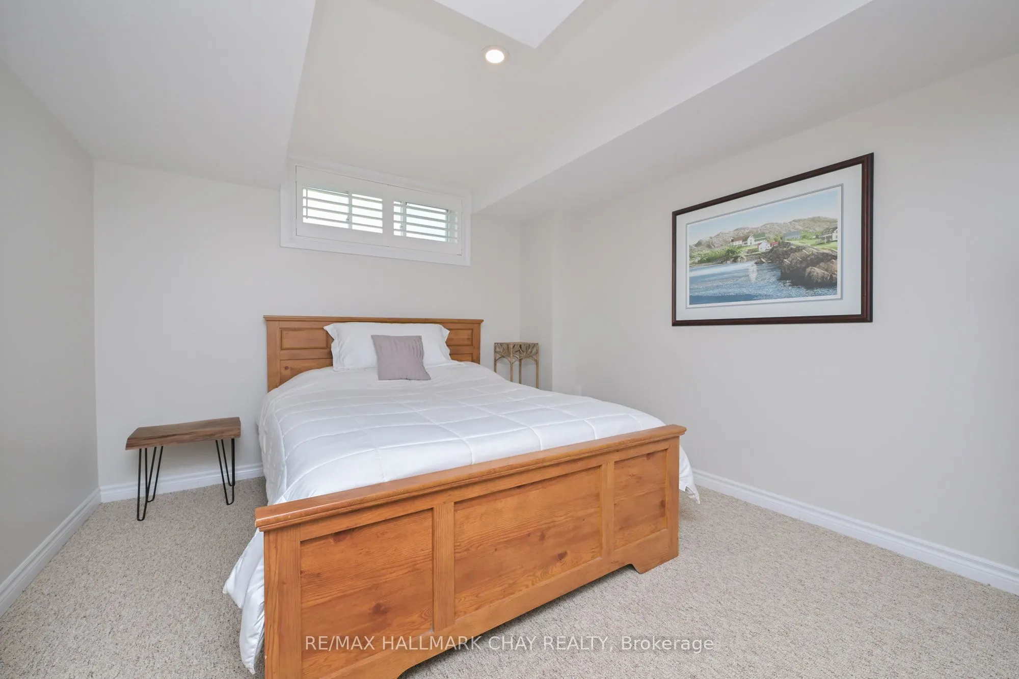 25 Kingsmere Crescent