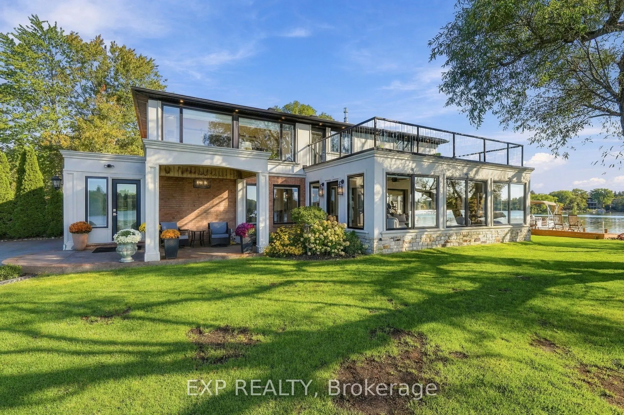 3 Willowbank Avenue