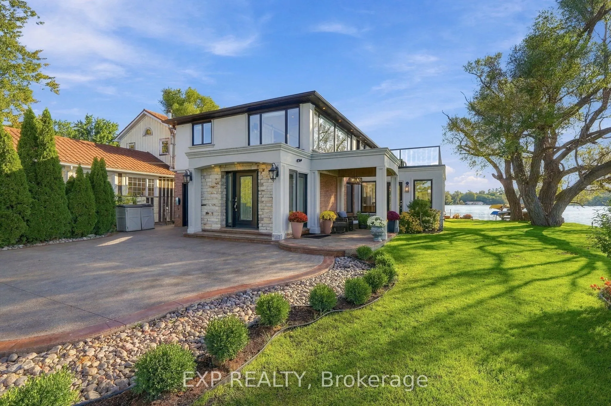 3 Willowbank Avenue