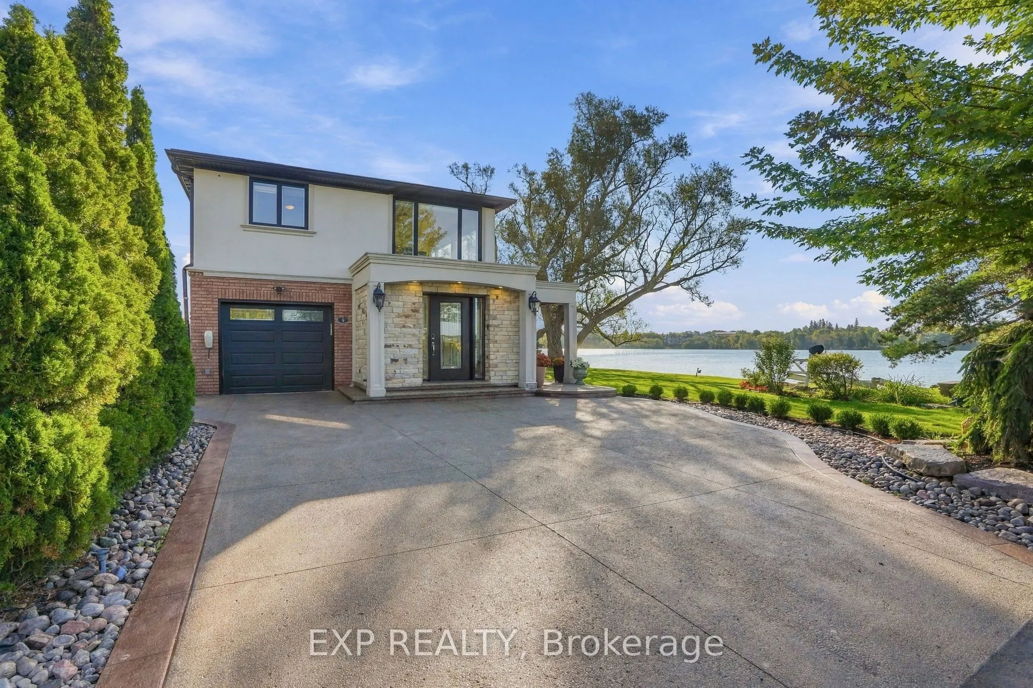 3 Willowbank Avenue