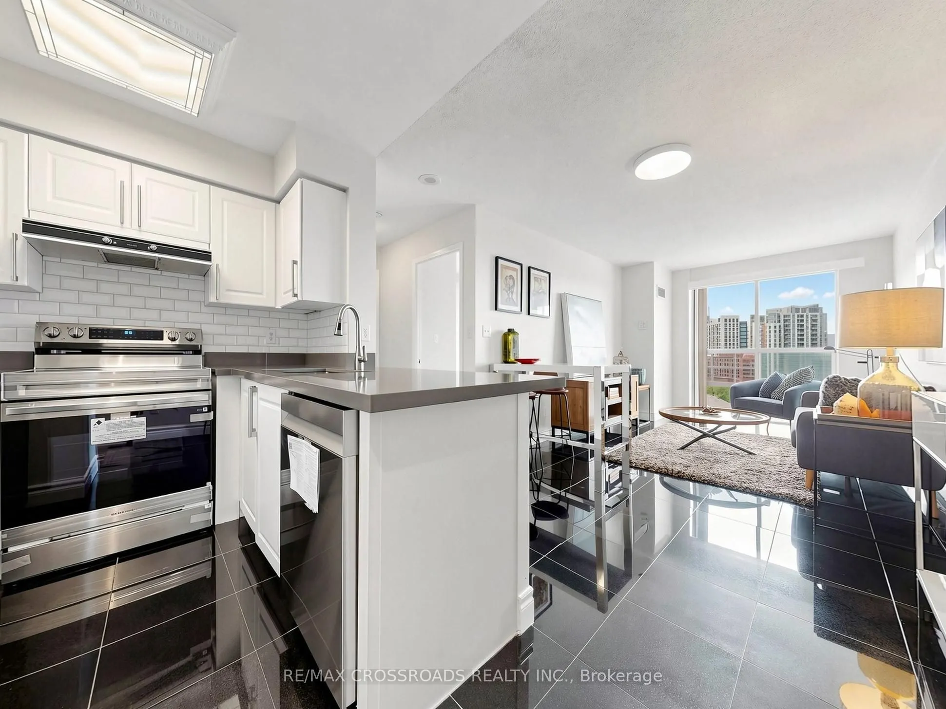 3 Ellesmere Street #713