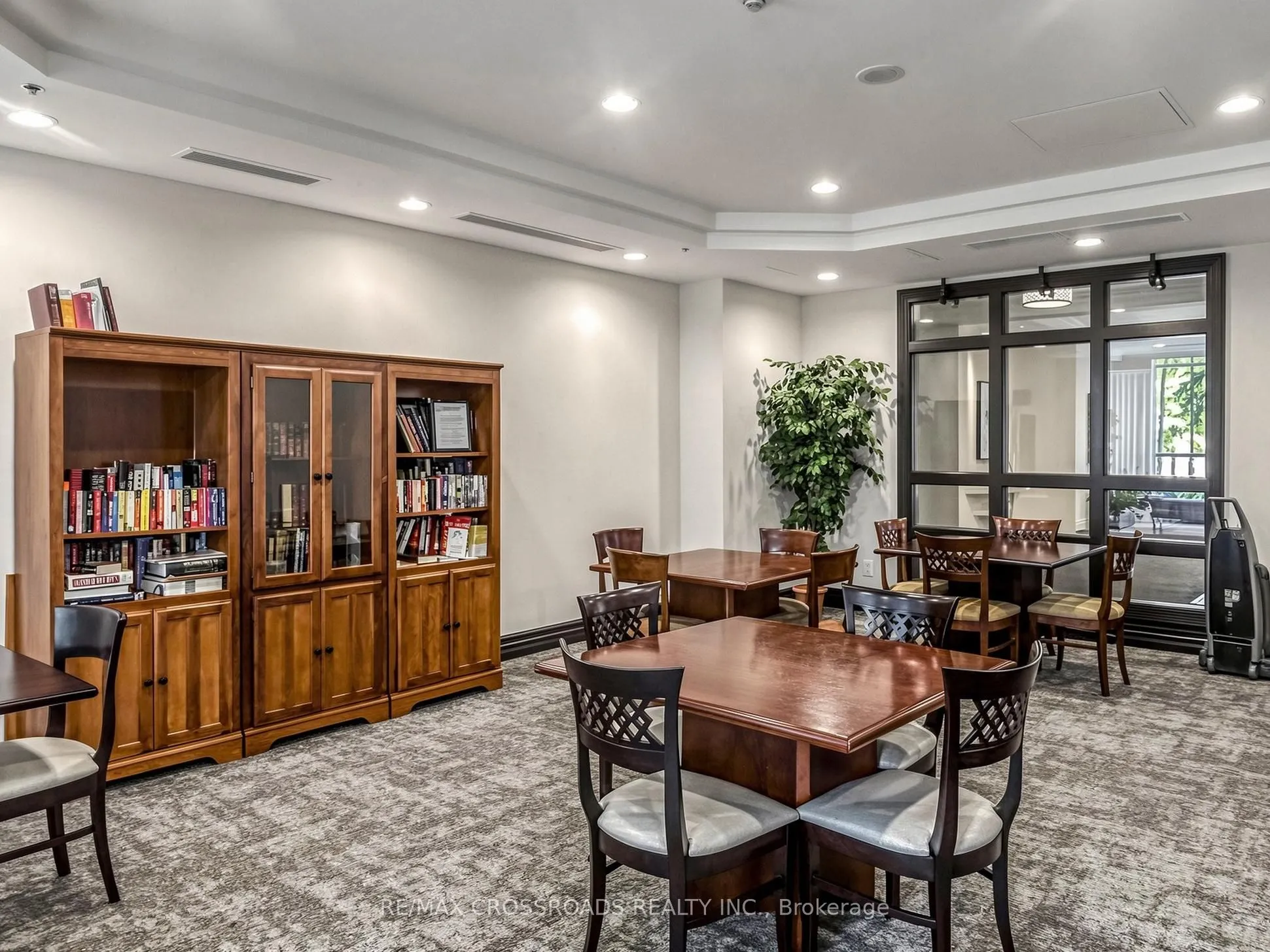 3 Ellesmere Street #713