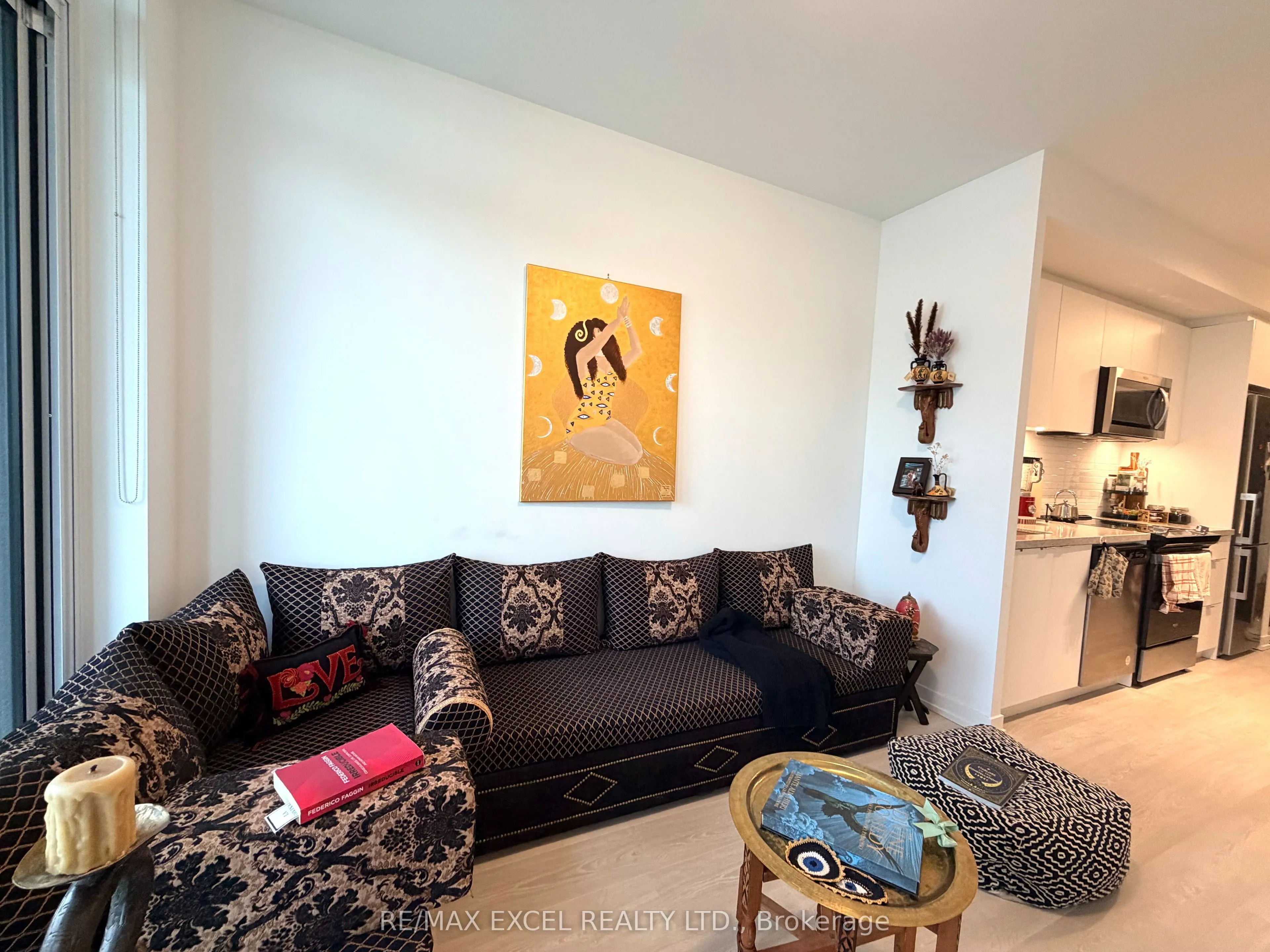 8868 Yonge Street #809E