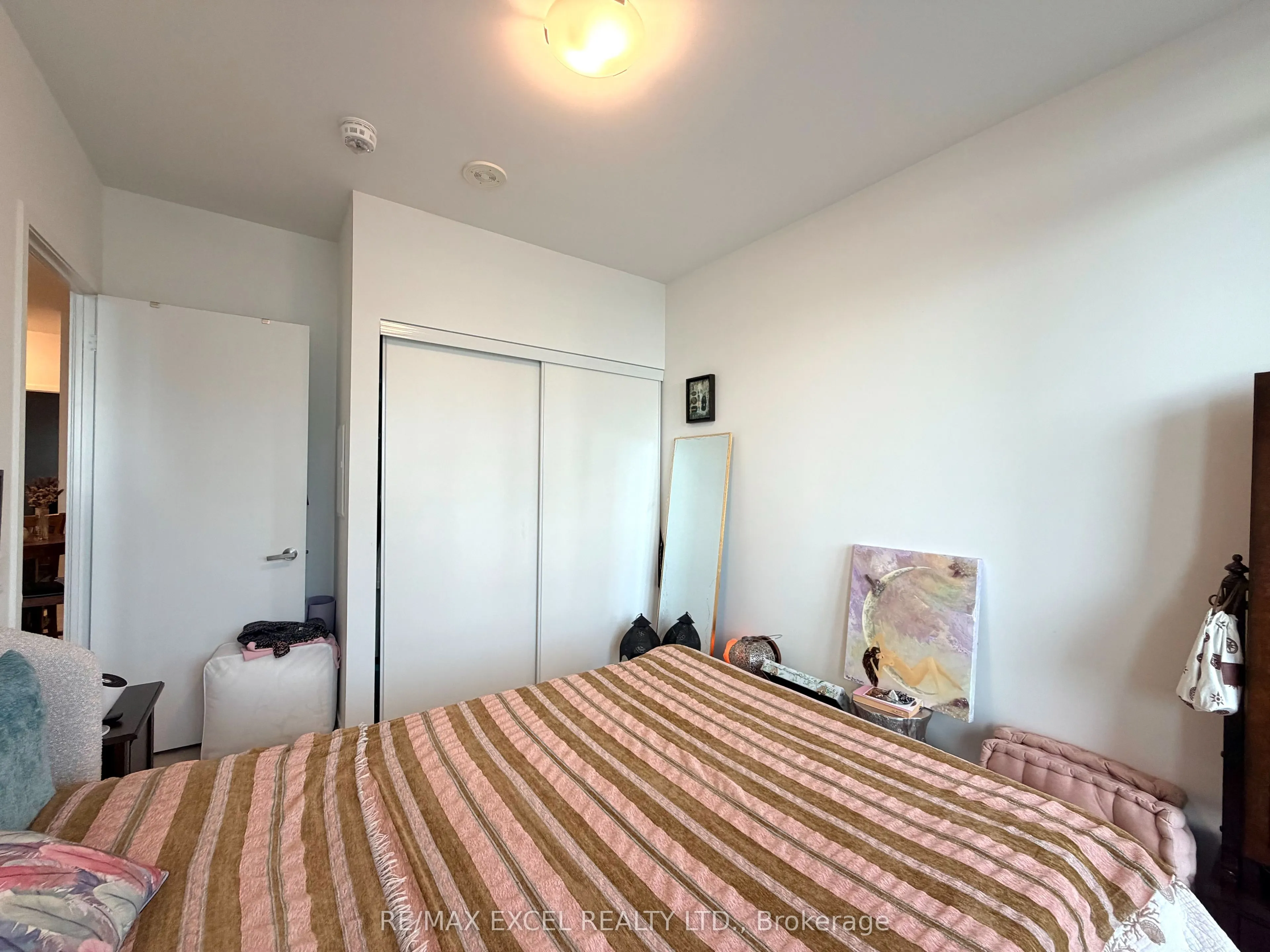 8868 Yonge Street #809E
