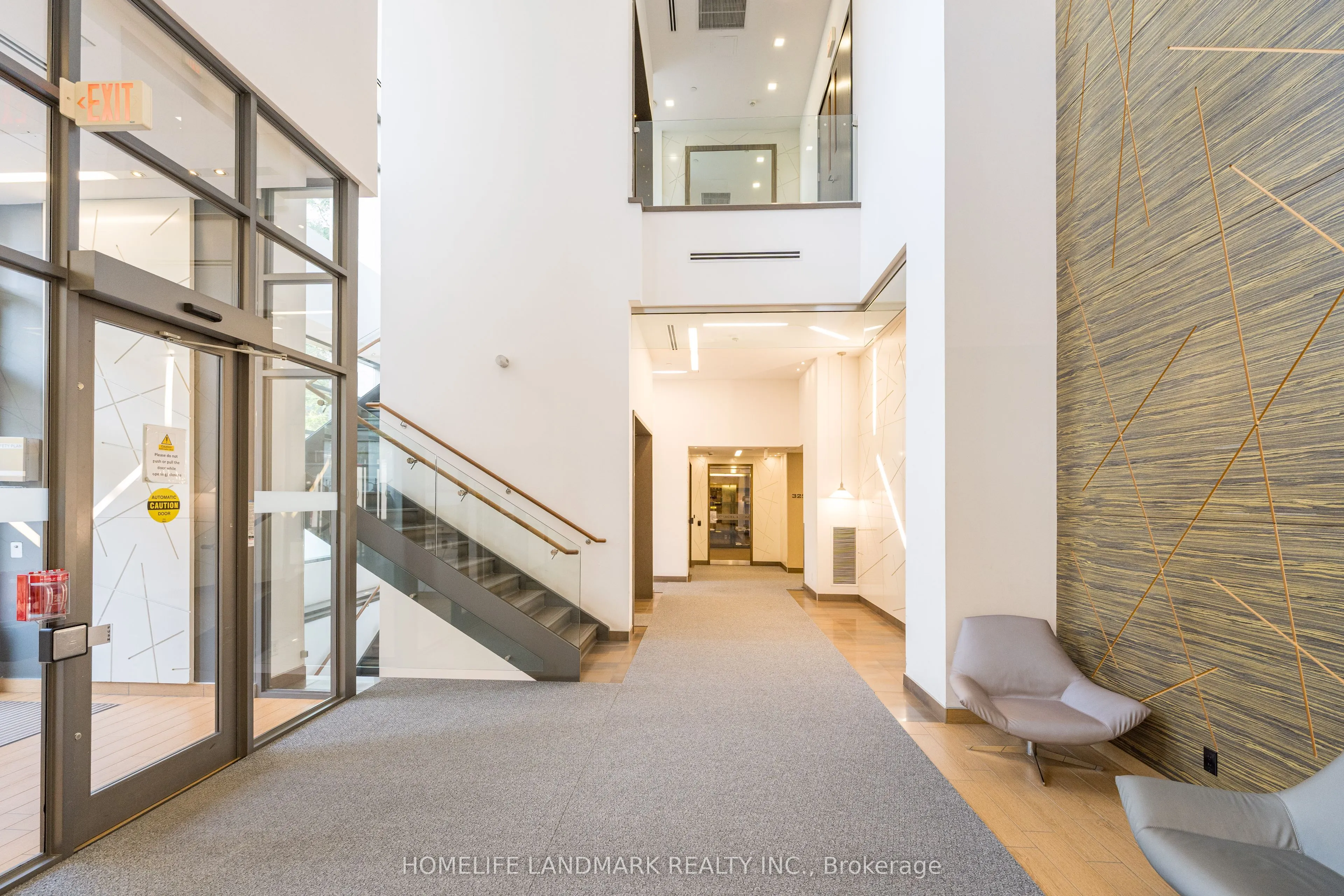 325 South Park Road #325-PH9
