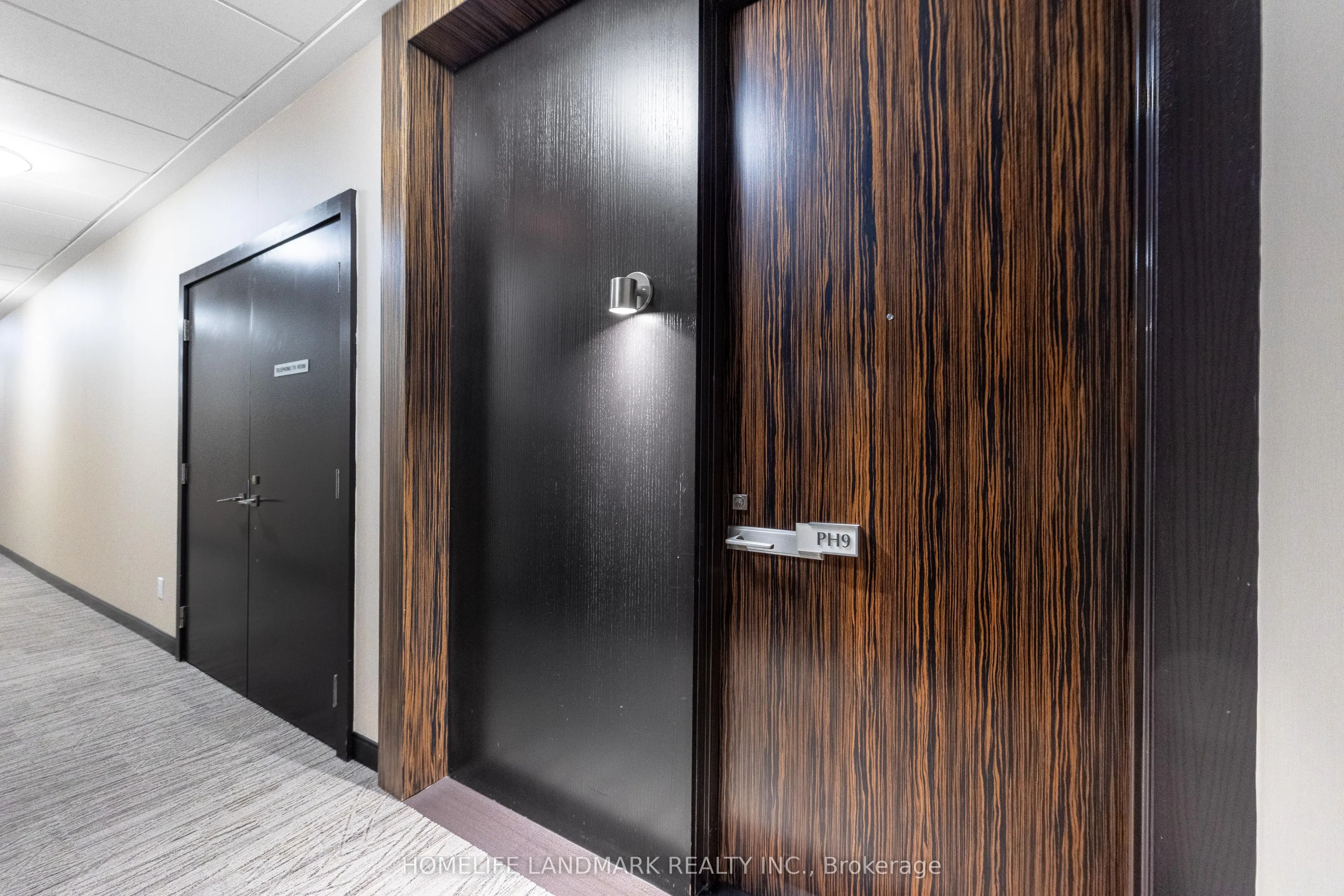 325 South Park Road #325-PH9