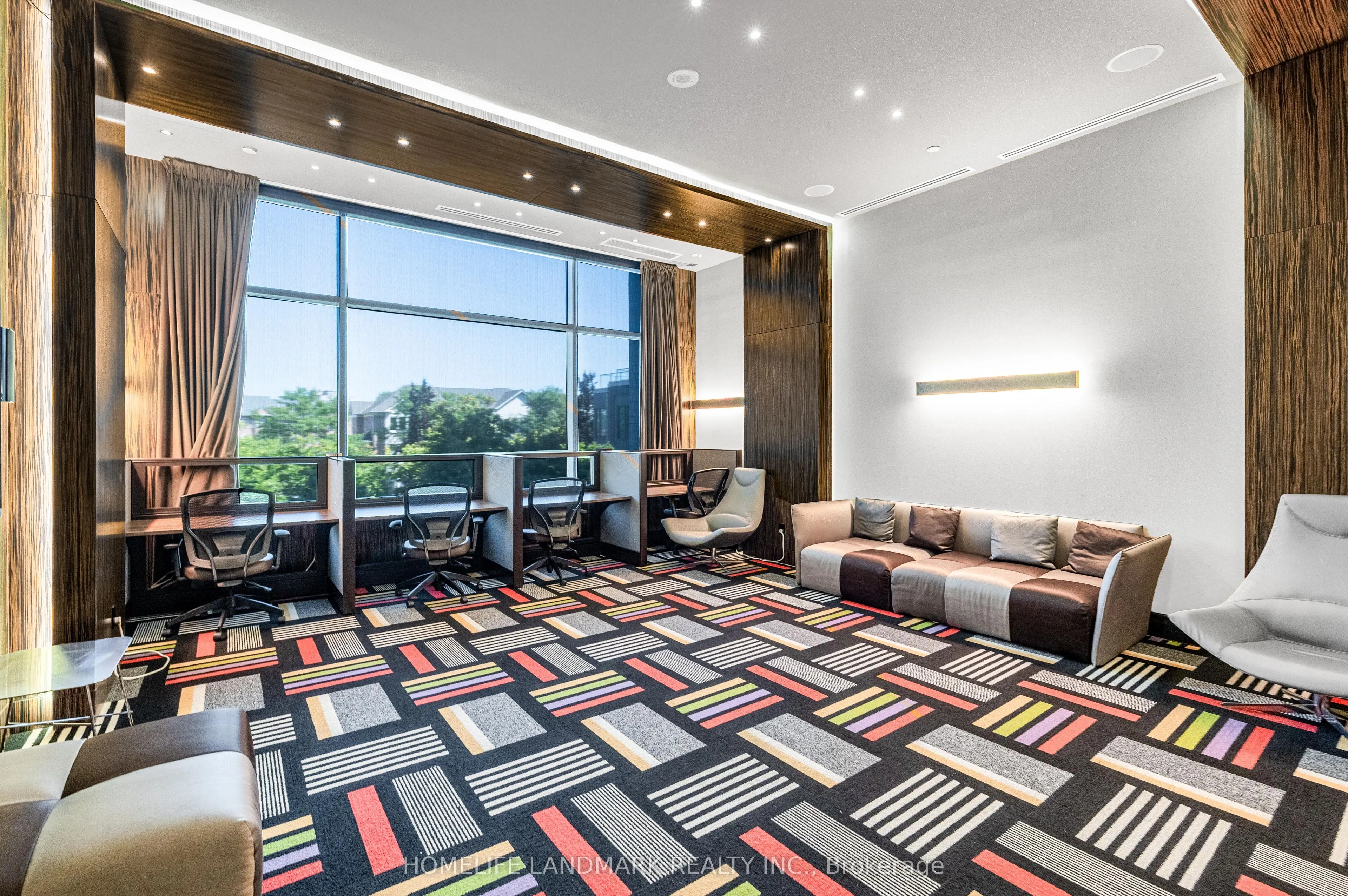 325 South Park Road #325-PH9