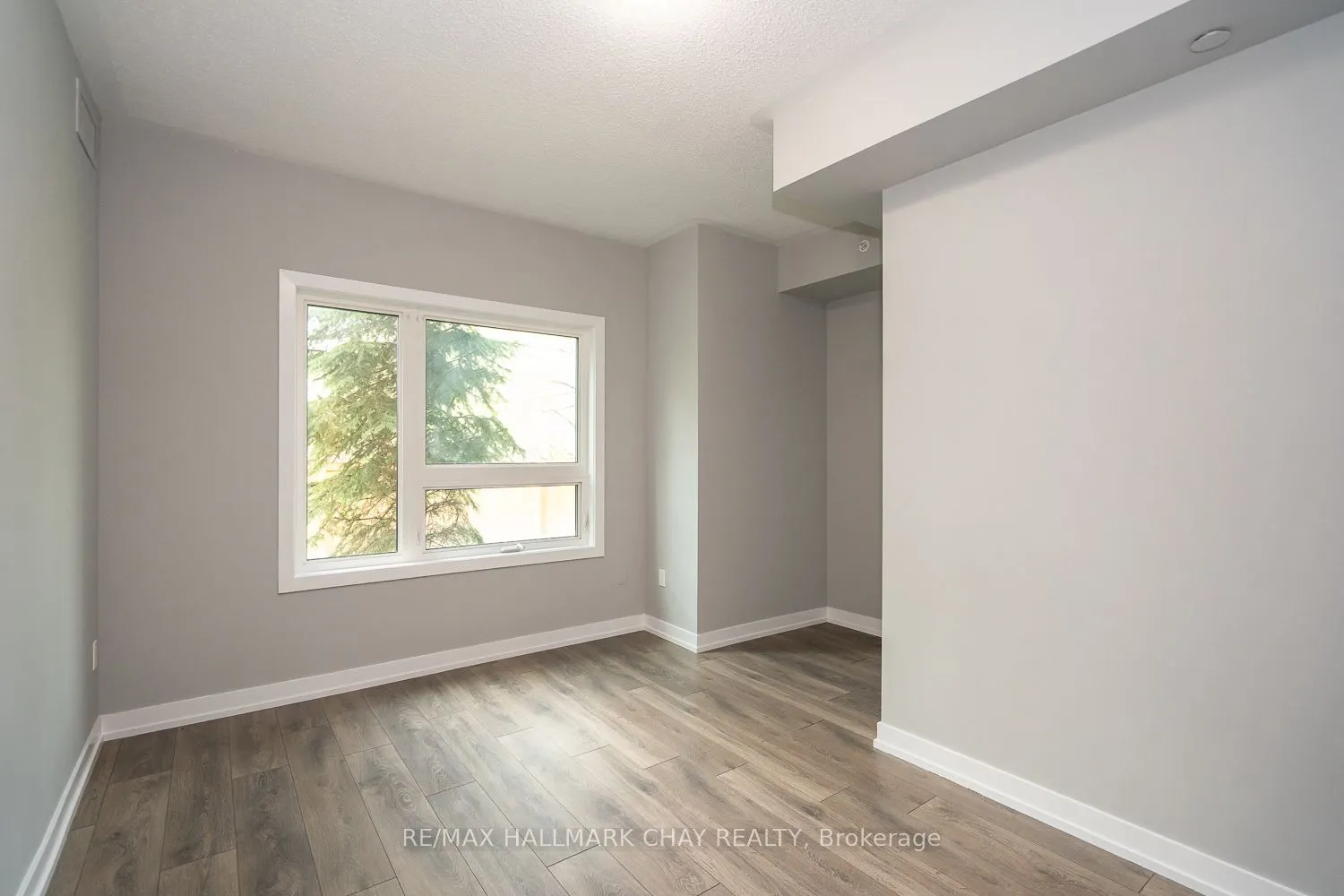 69 Boyne Street #103