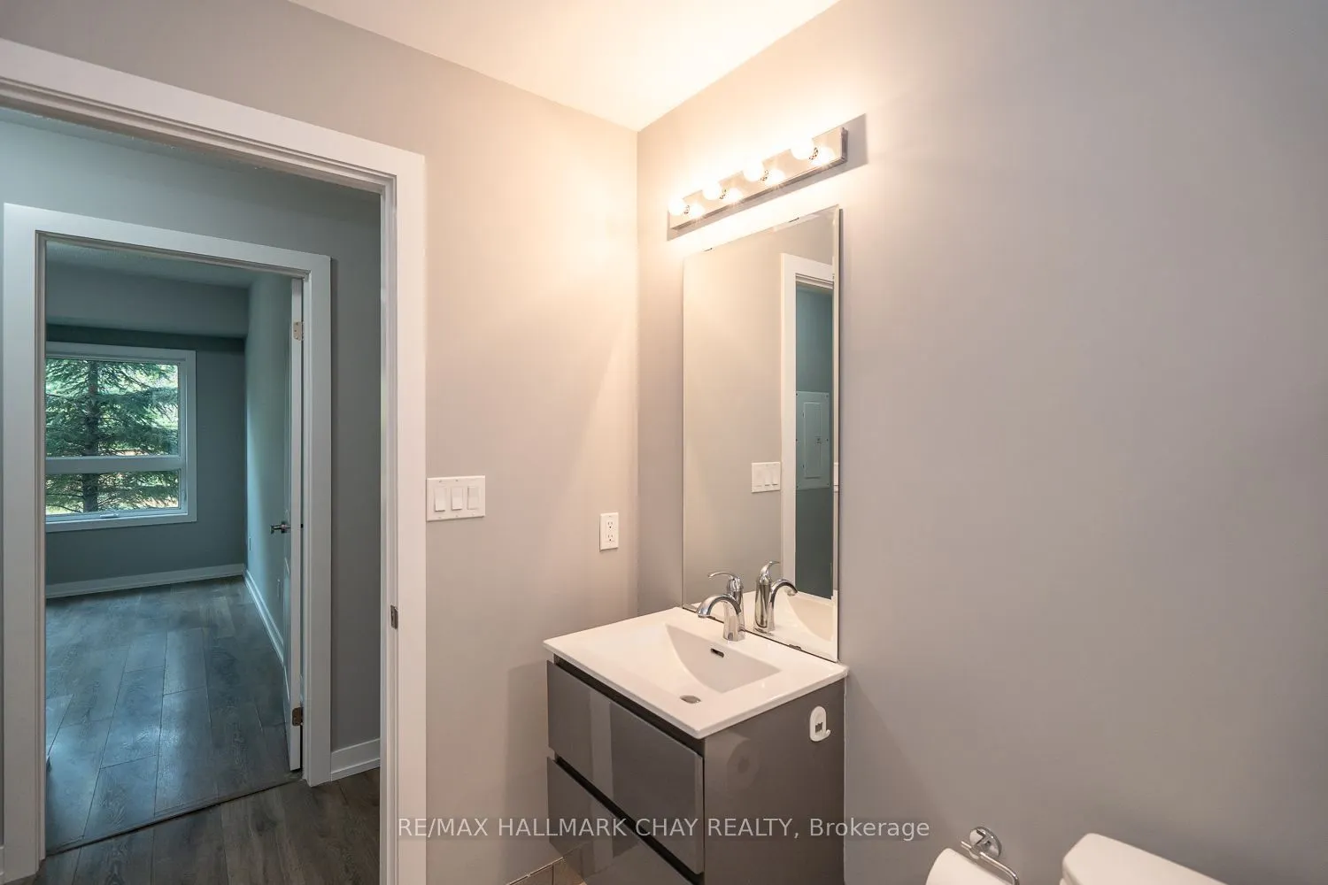 69 Boyne Street #103