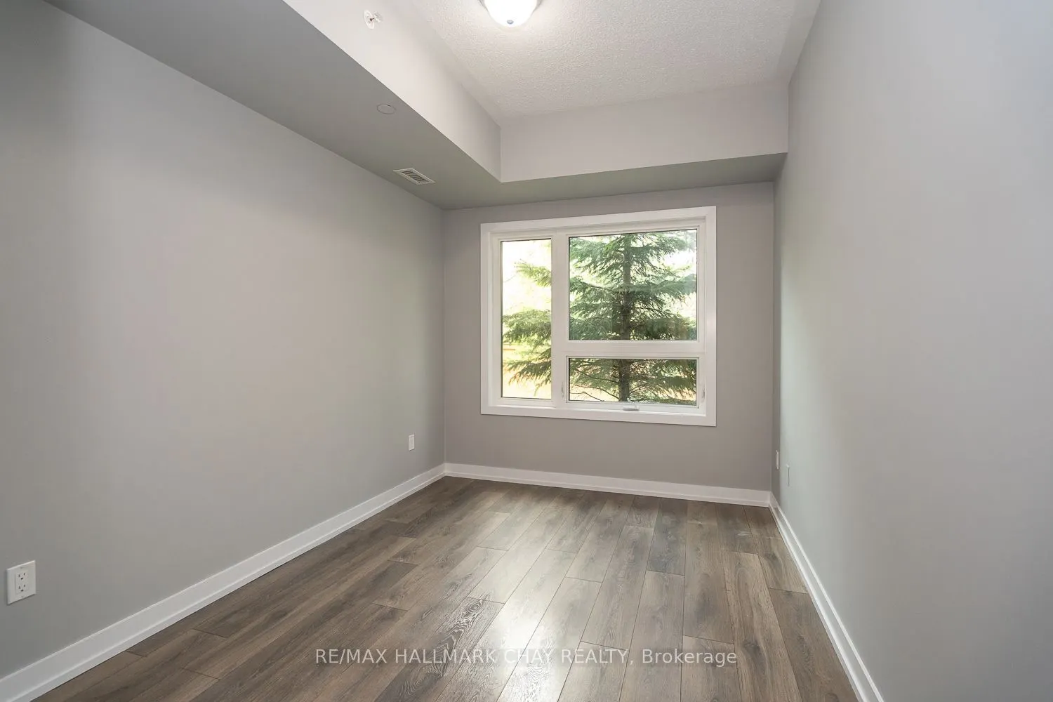 69 Boyne Street #103
