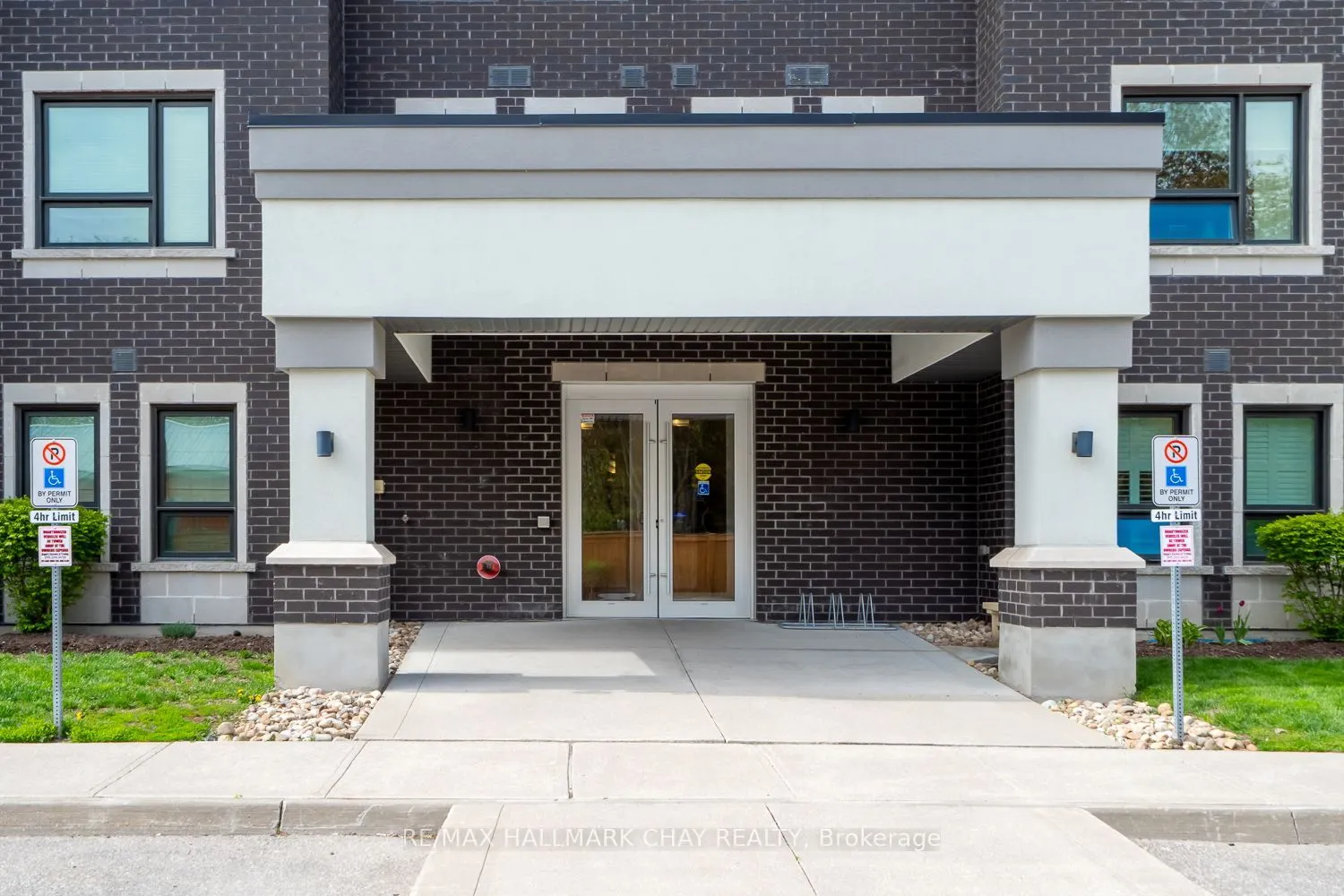 69 Boyne Street #103