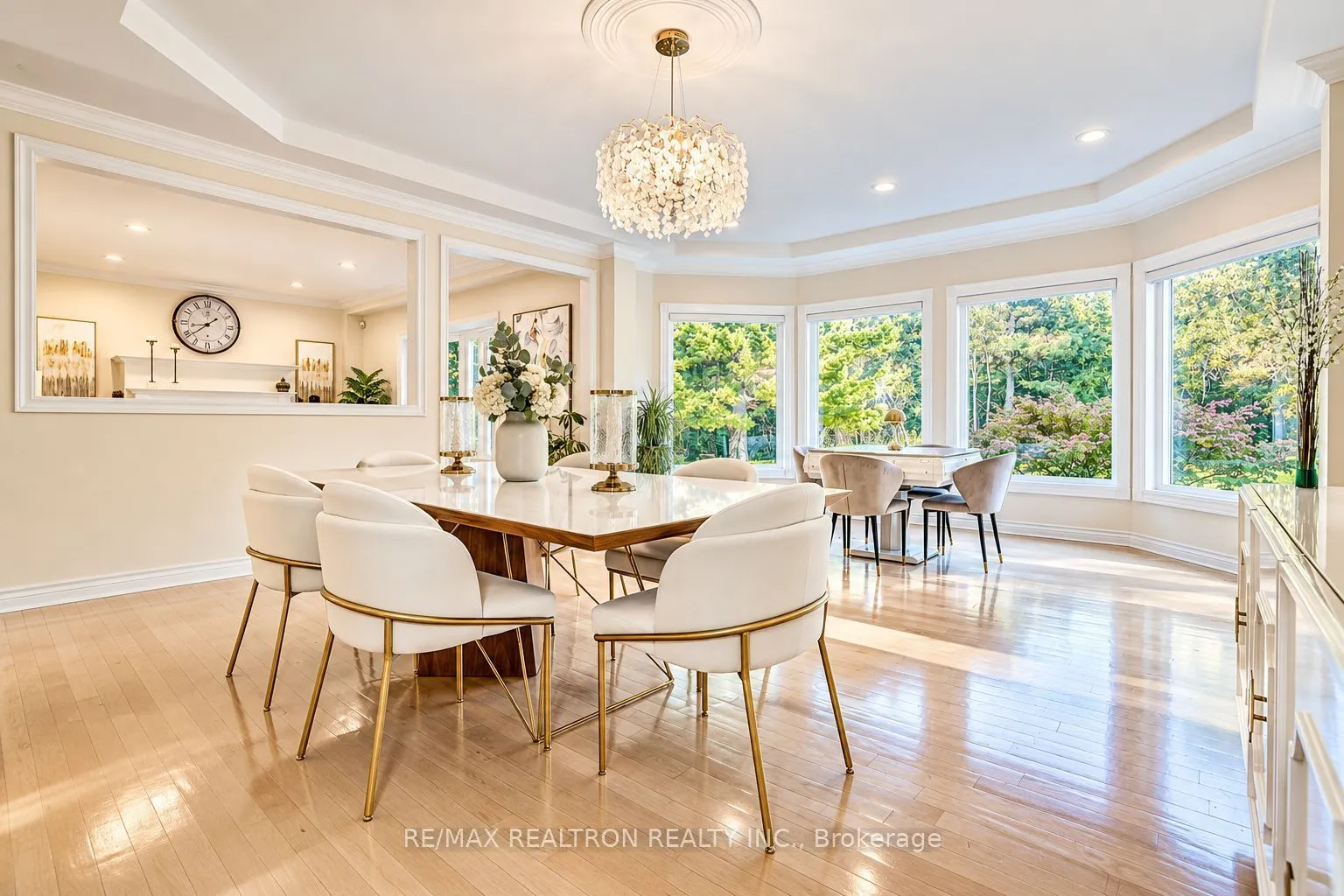 8 Country Heights Drive