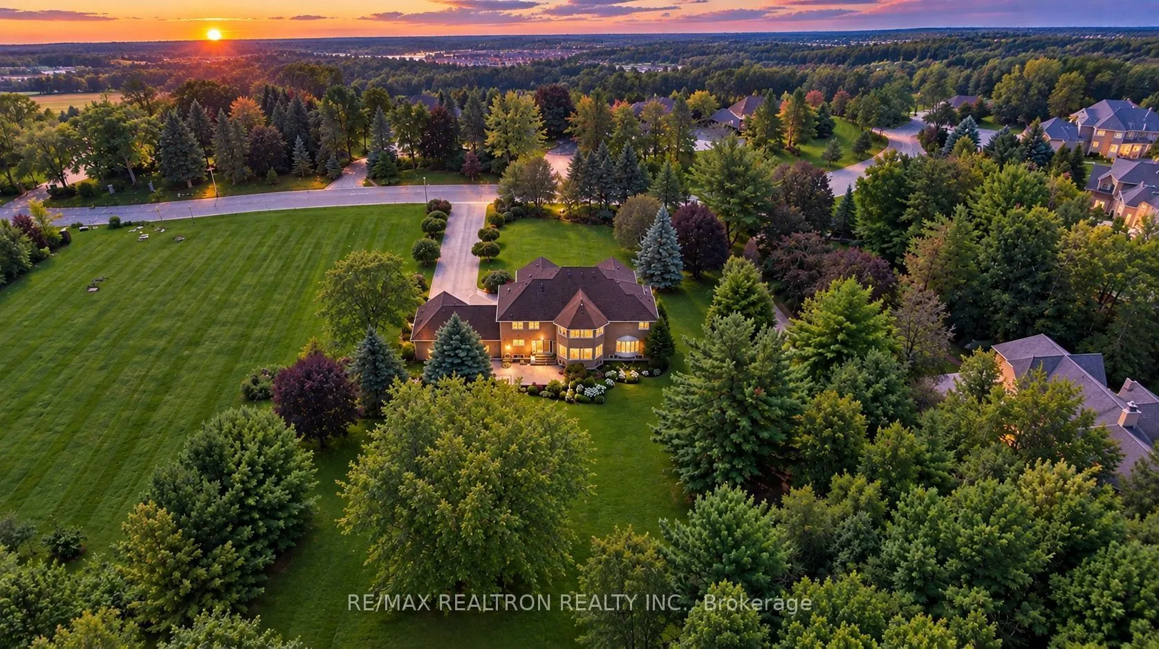 8 Country Heights Drive