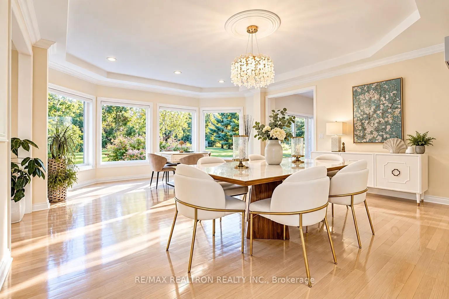 8 Country Heights Drive
