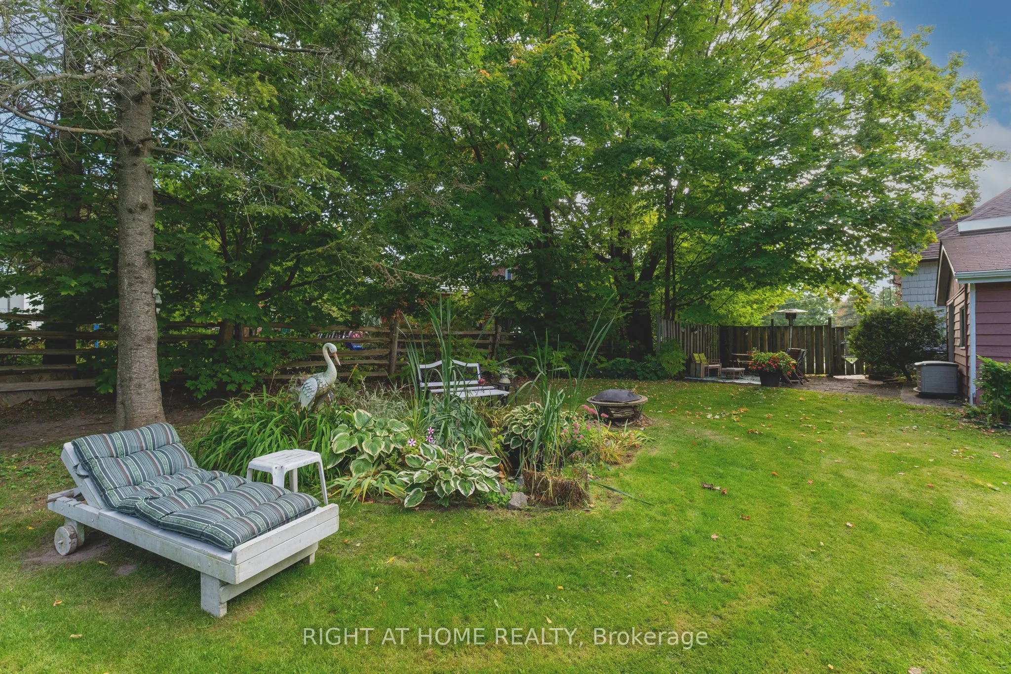220 Barrie Street