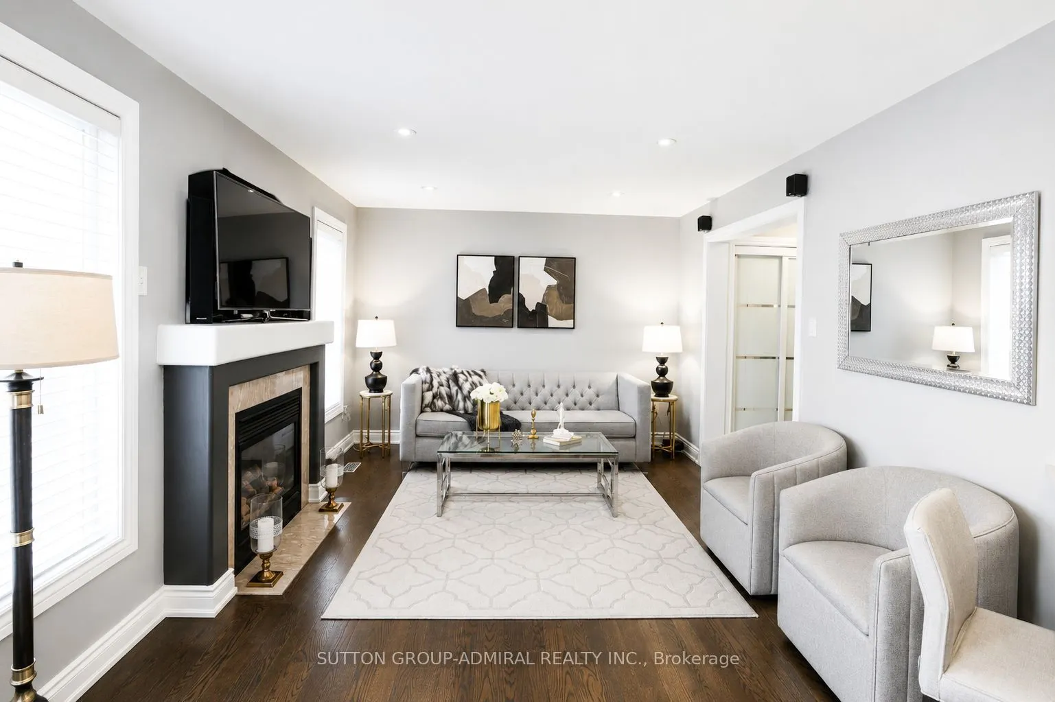 43 Mainland Crescent