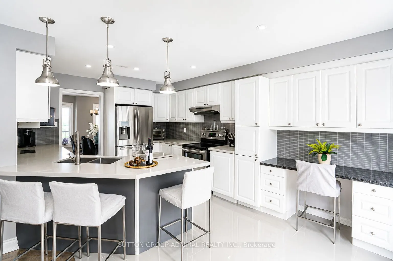 43 Mainland Crescent