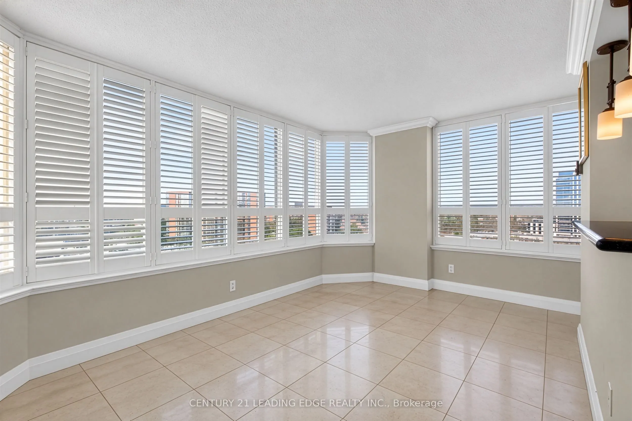 33 Weldrick Road E #1011