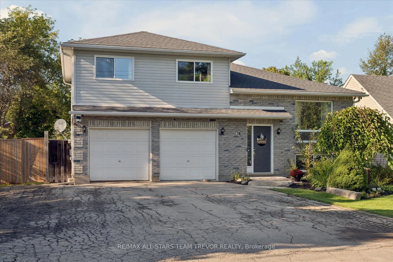 16 Evelyn Avenue