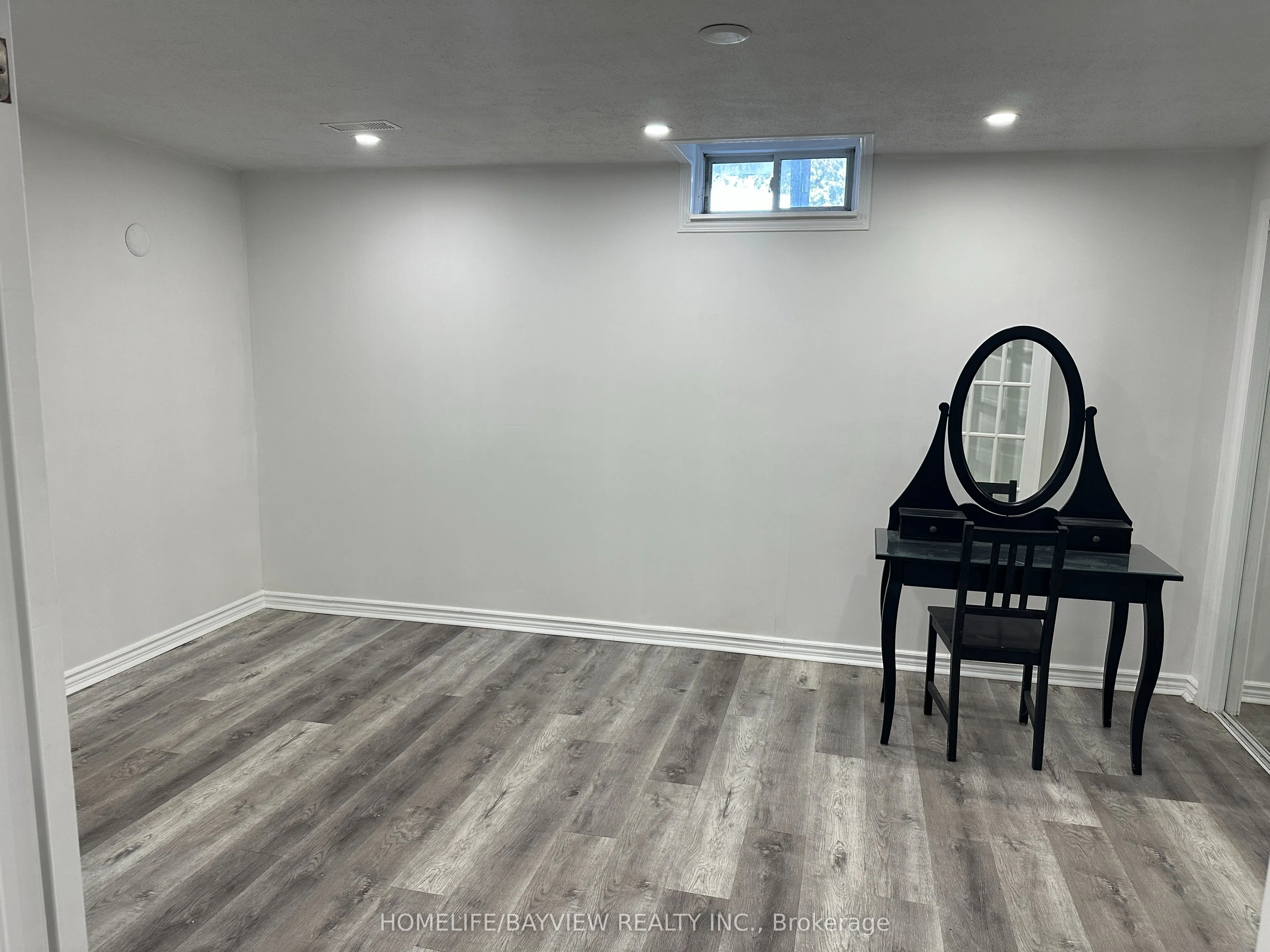 36 Rosanna(Lower Level) Crescent