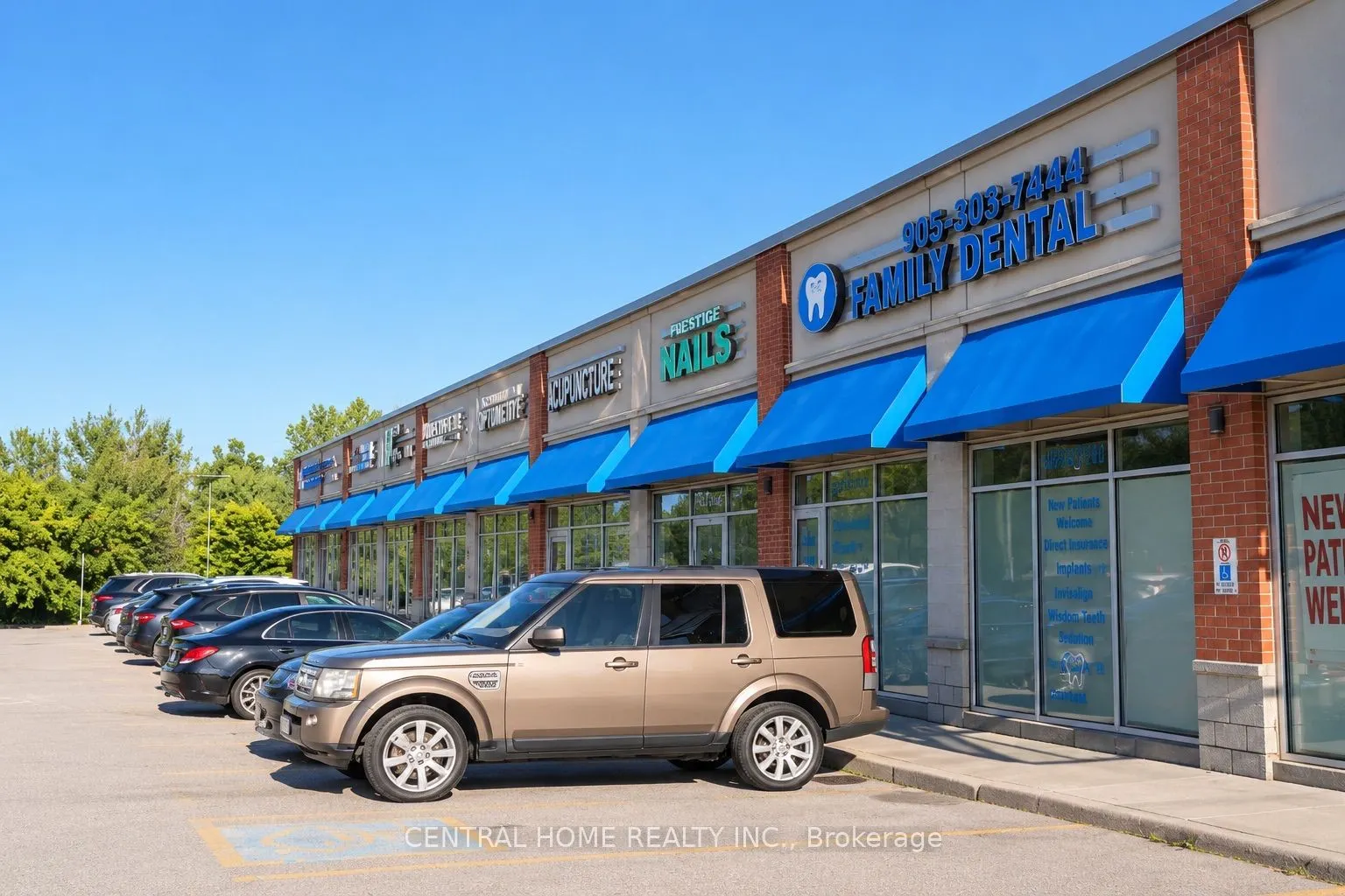 11685 YONGE Street #B104
