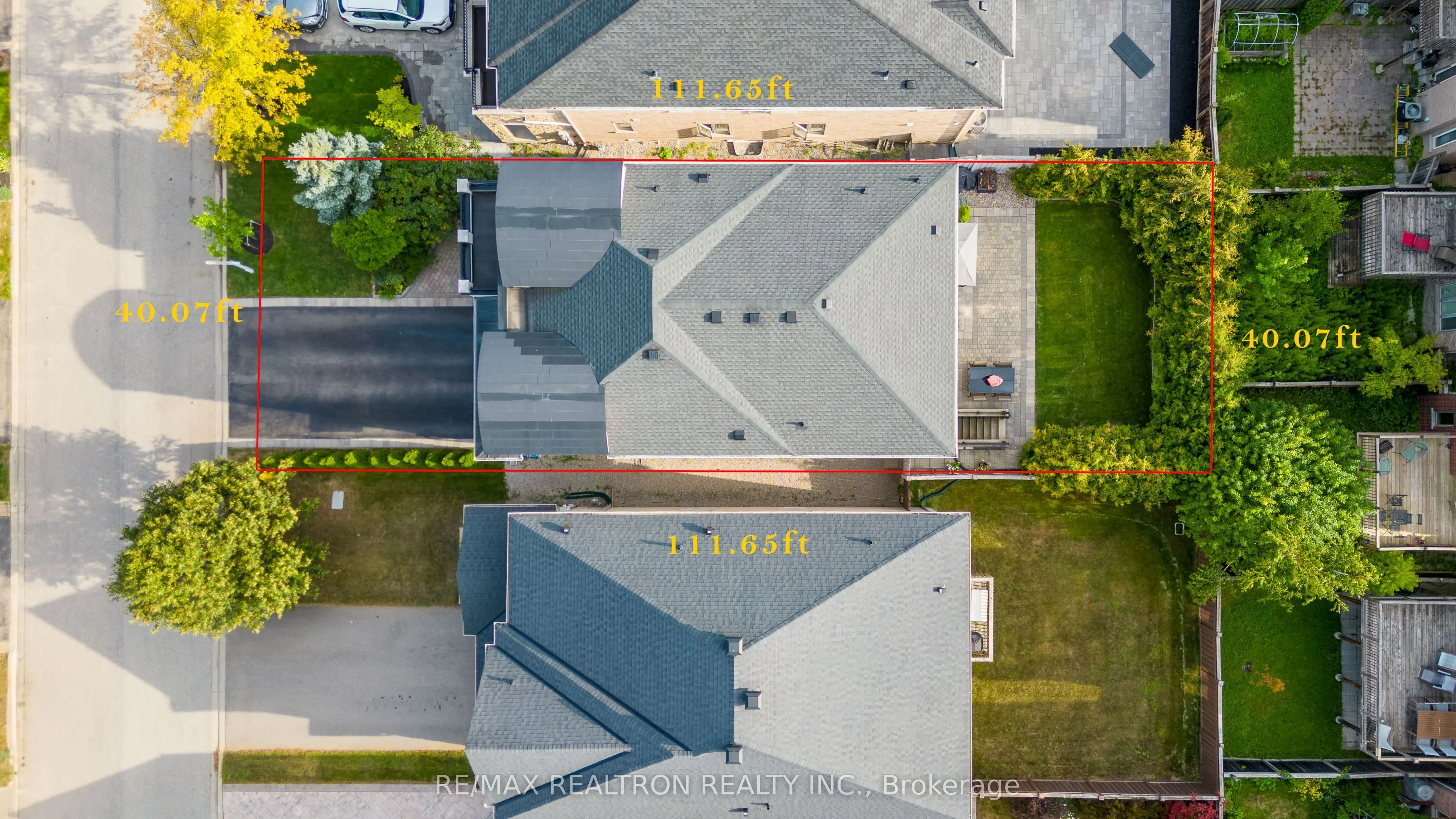 20 Rock Elm Court