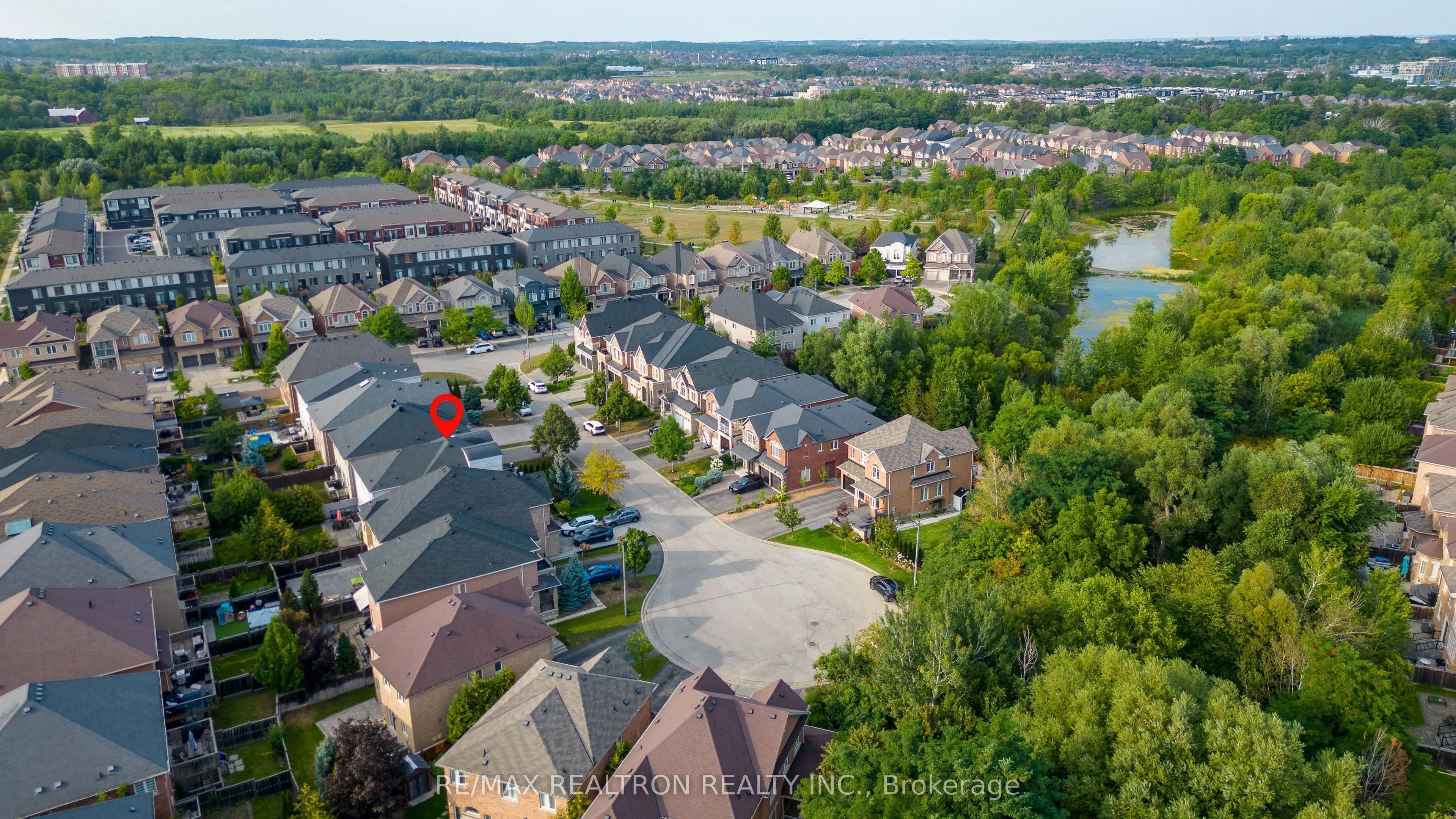 20 Rock Elm Court