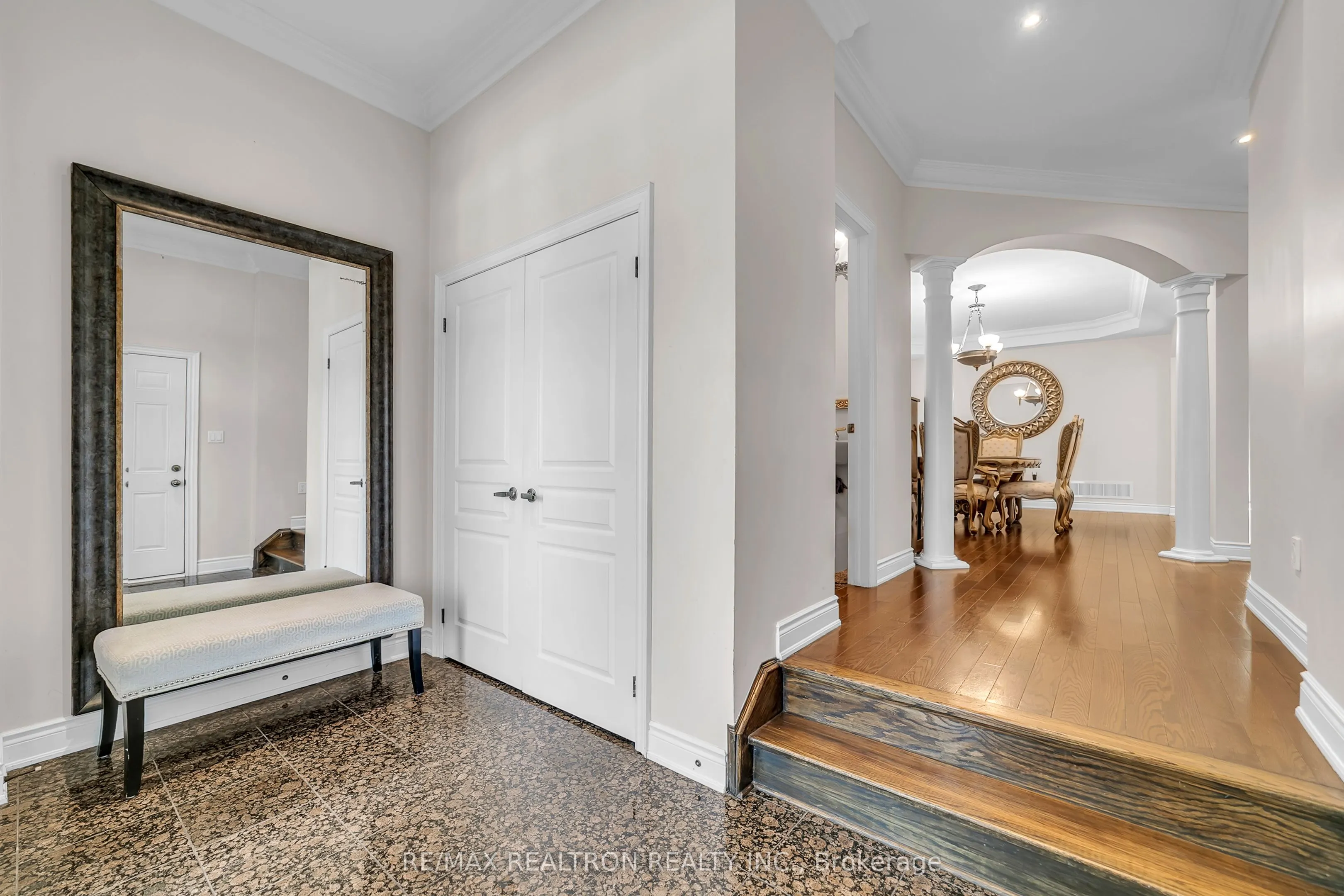20 Rock Elm Court