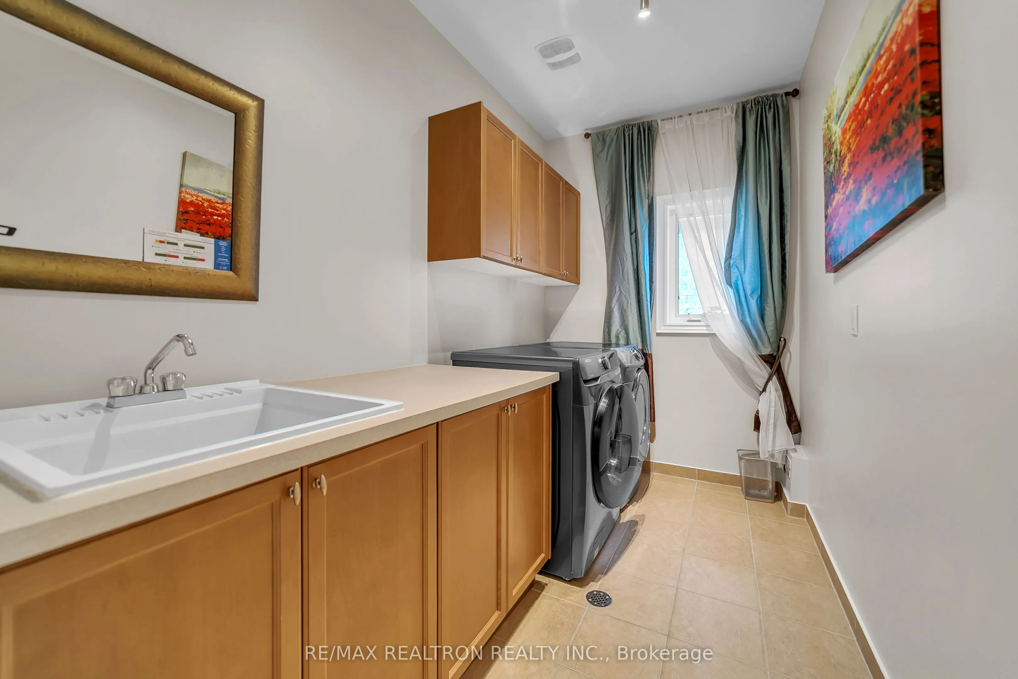 20 Rock Elm Court