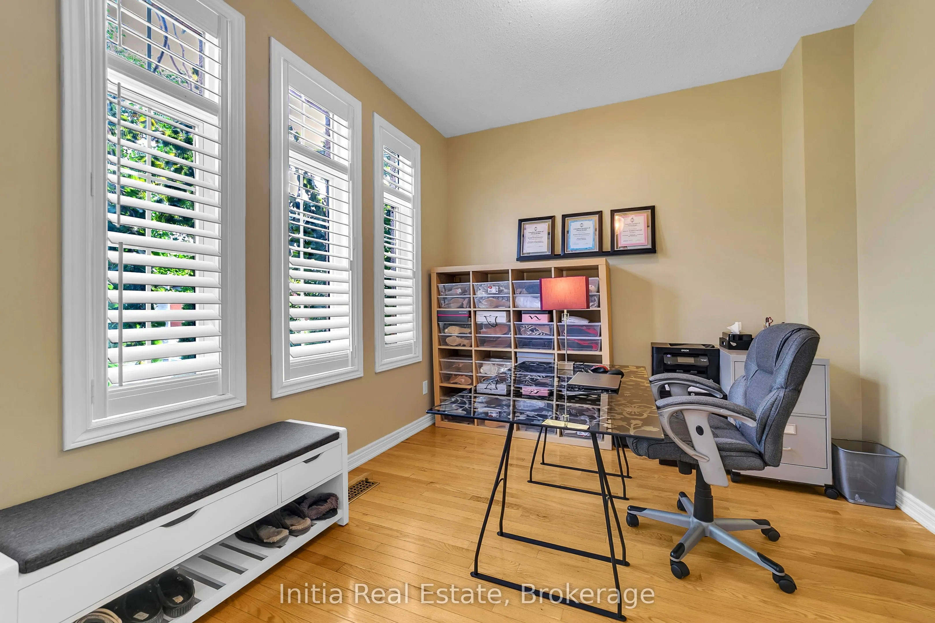 278 Fossil Hill Road E