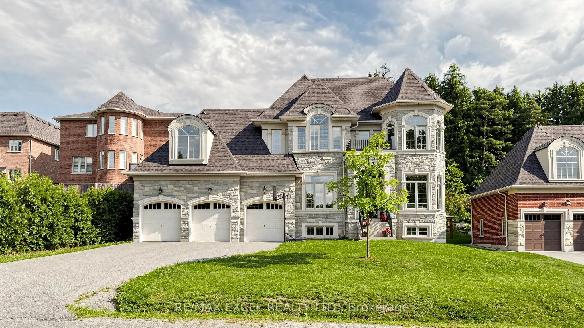 99 Coon's Road
