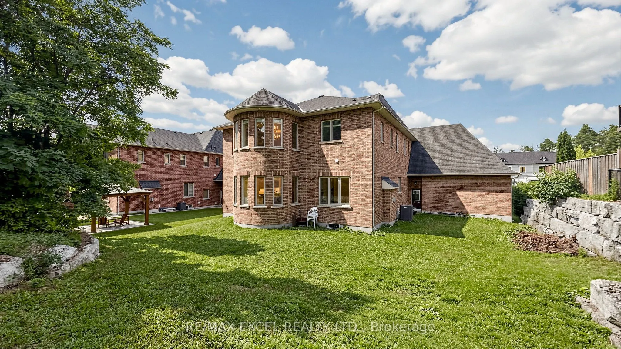 99 Coon's Road