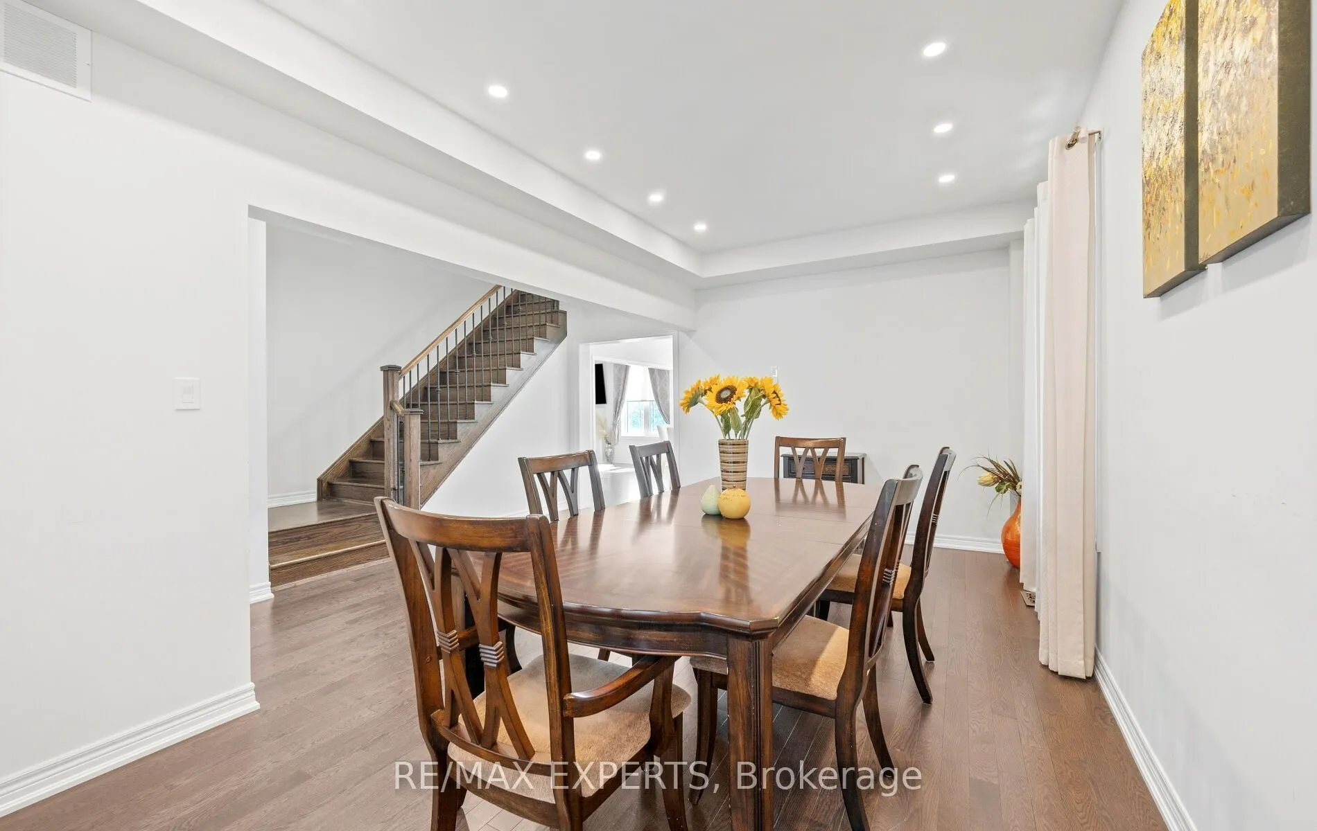 939 Green Street