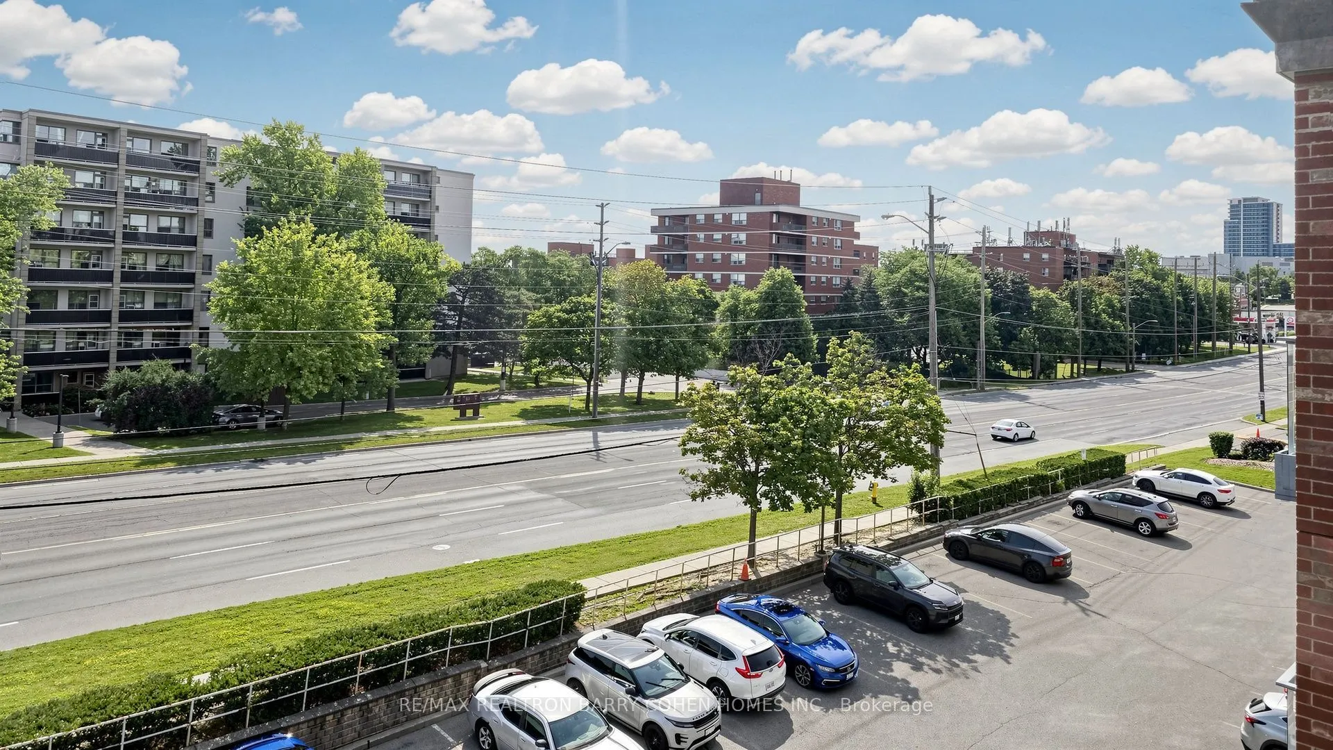 7398 Yonge Street #308