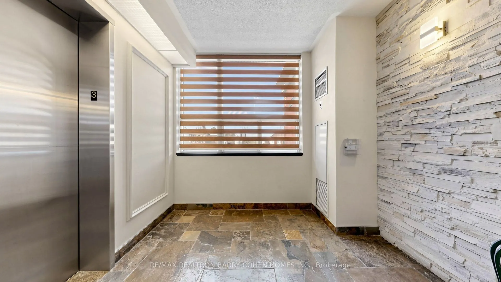 7398 Yonge Street #308