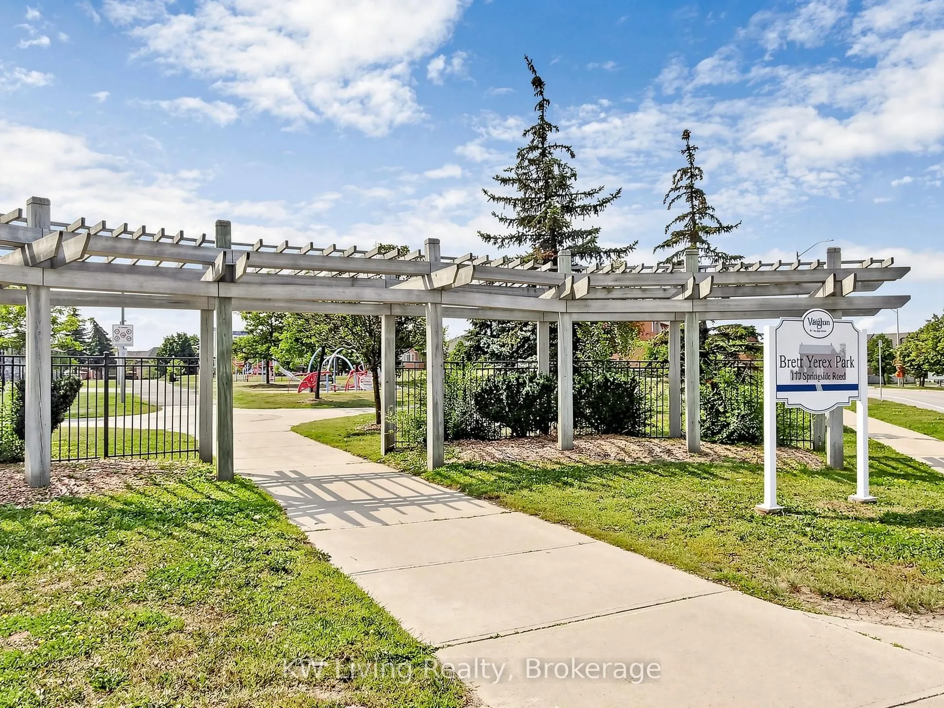 9075 Jane Street #2104