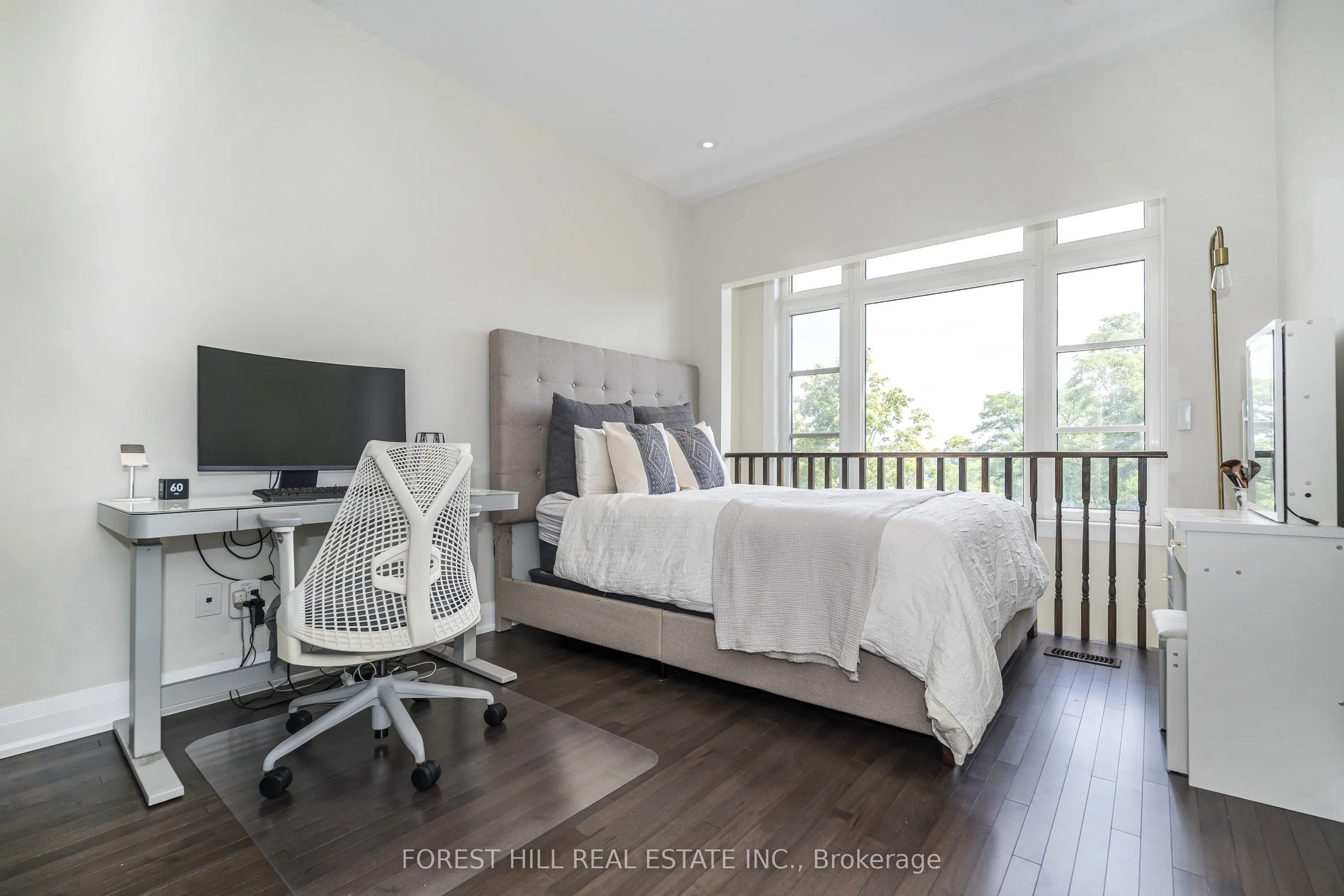 8169 Kipling Avenue #28