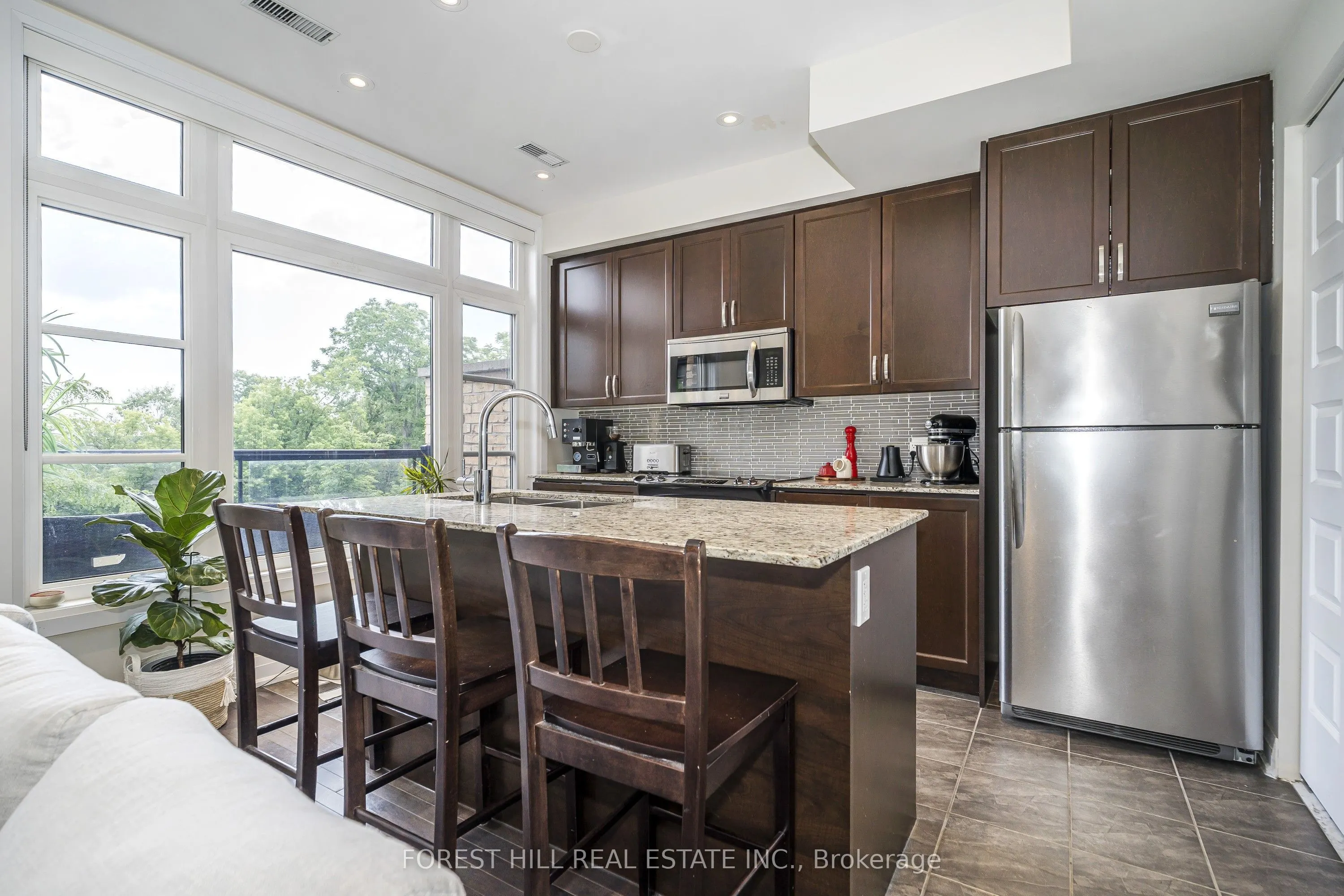 8169 Kipling Avenue #28
